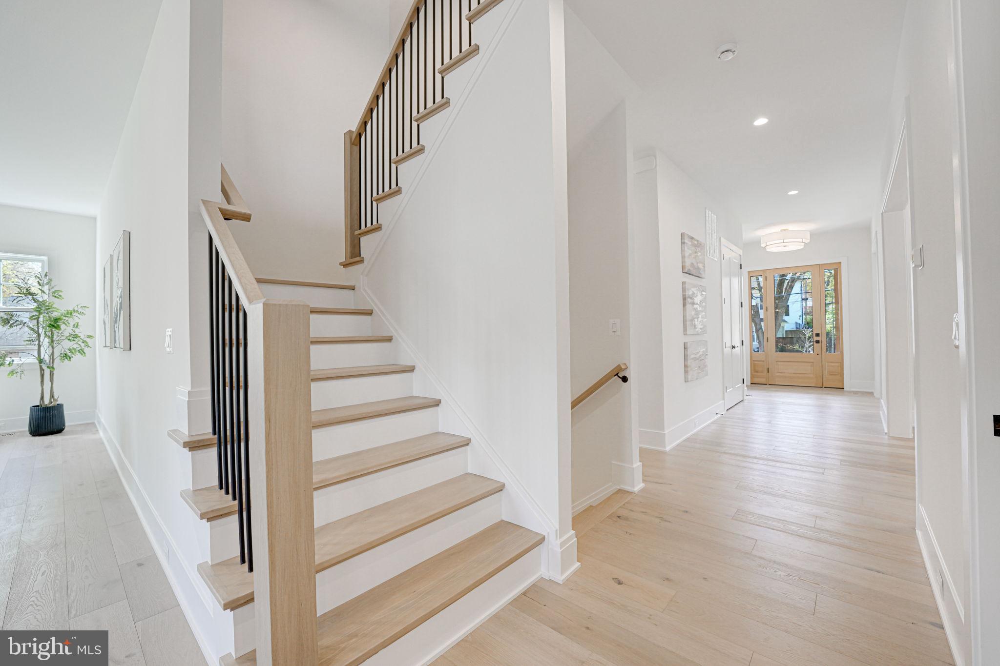 7222 Arthur Dr