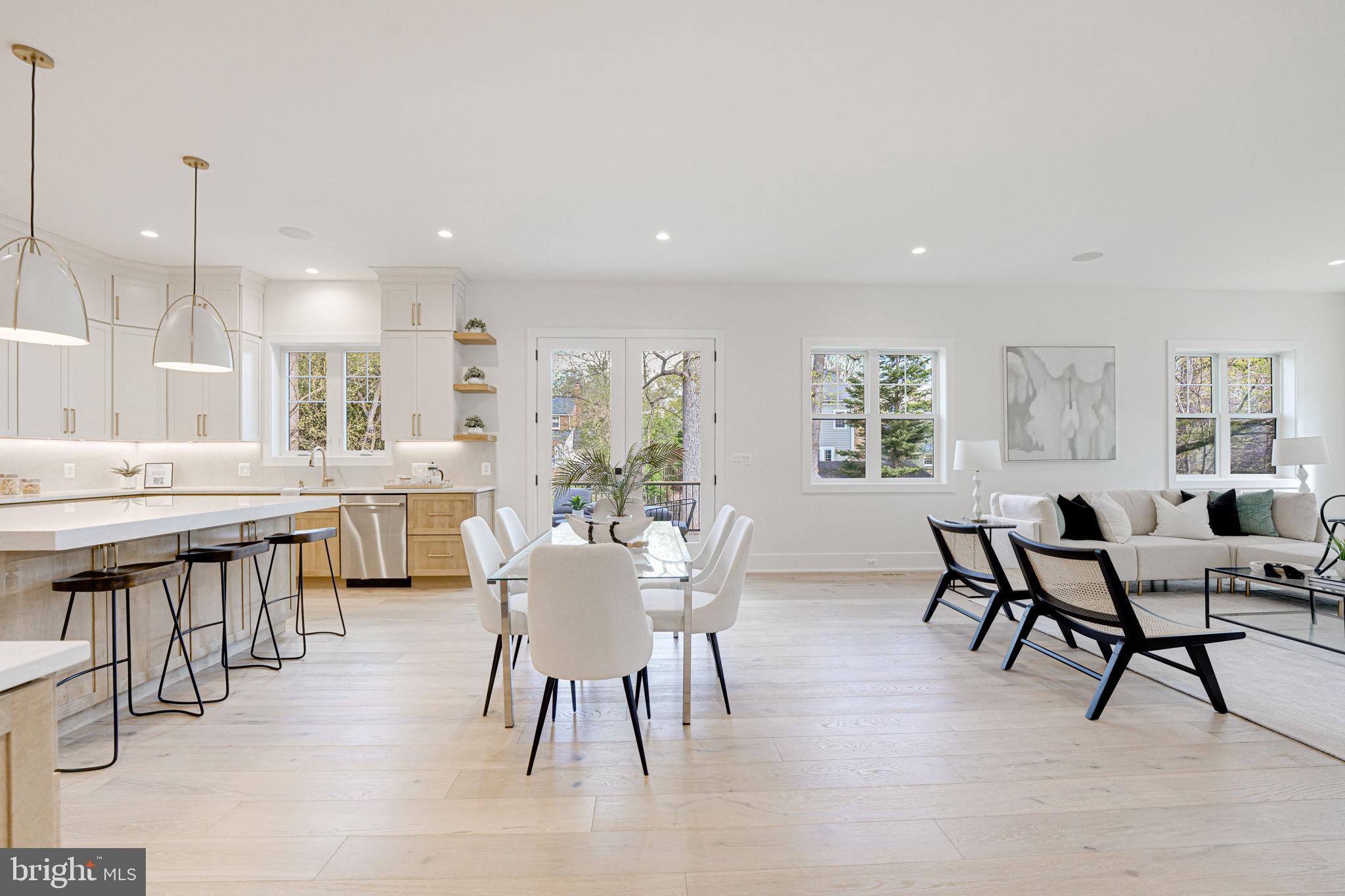 7222 Arthur Dr