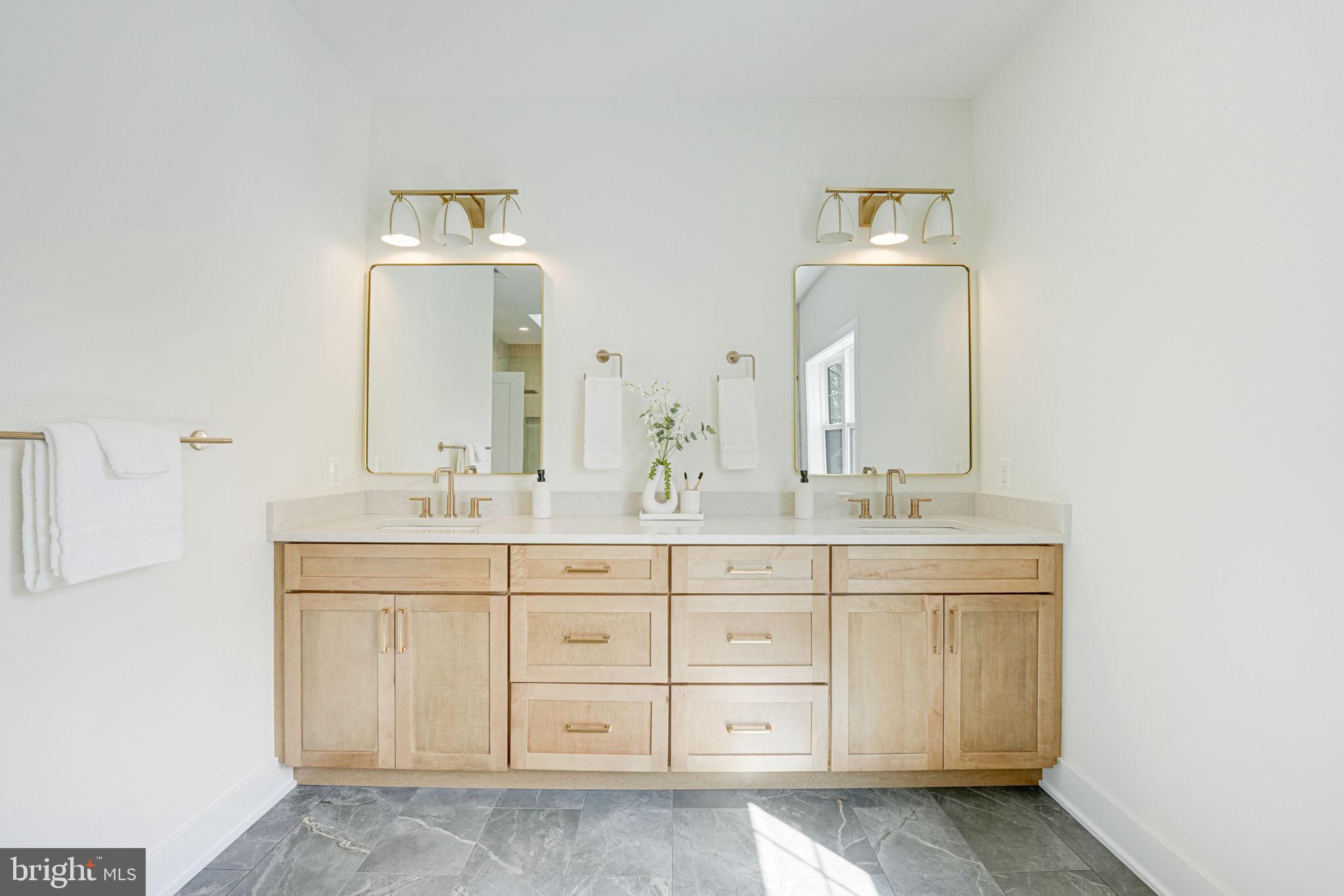 7222 Arthur Dr