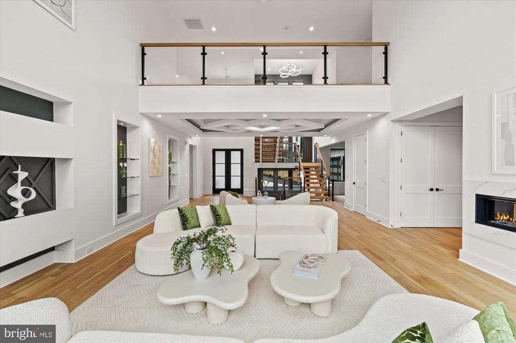 1428 Waggaman Cir