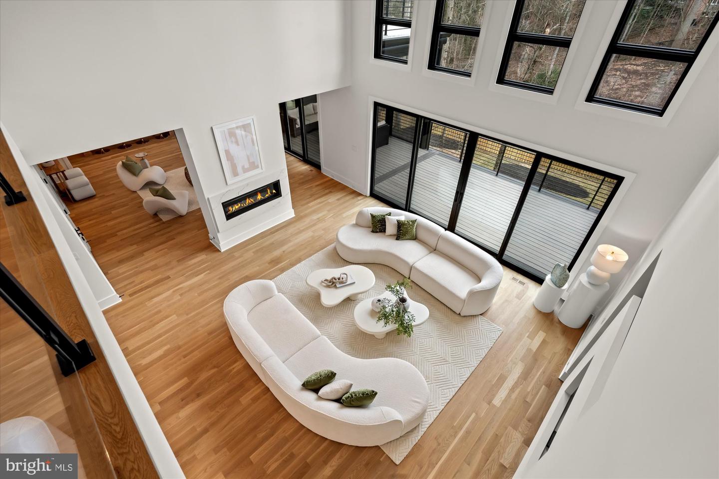 1428 Waggaman Cir