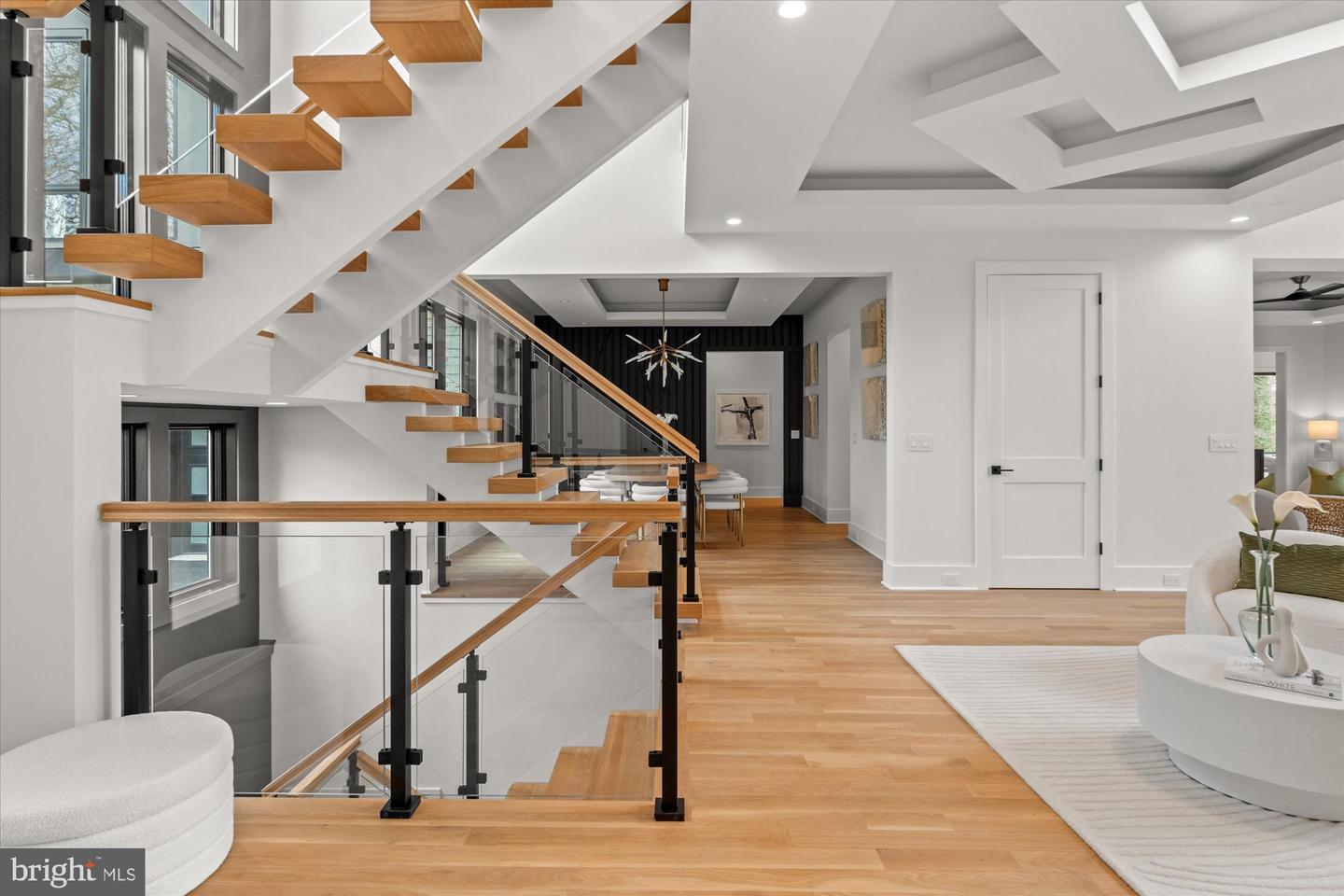 1428 Waggaman Cir