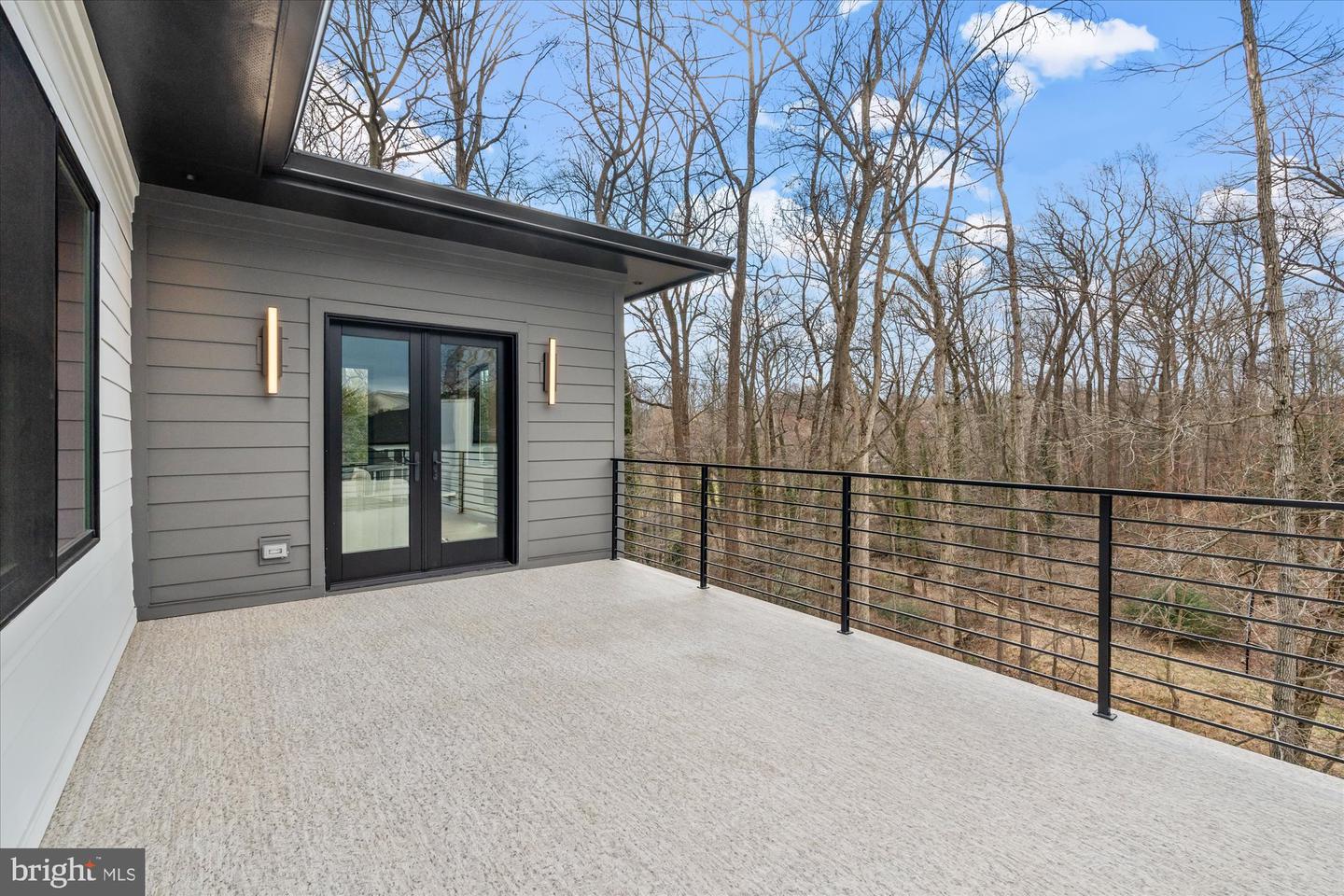 1428 Waggaman Cir