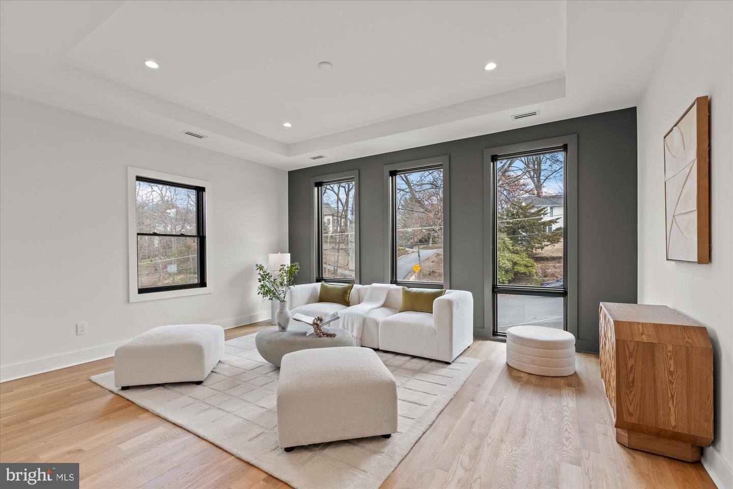 1428 Waggaman Cir