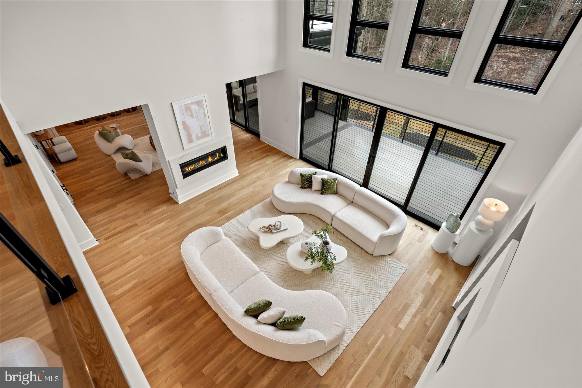 1428 Waggaman Cir