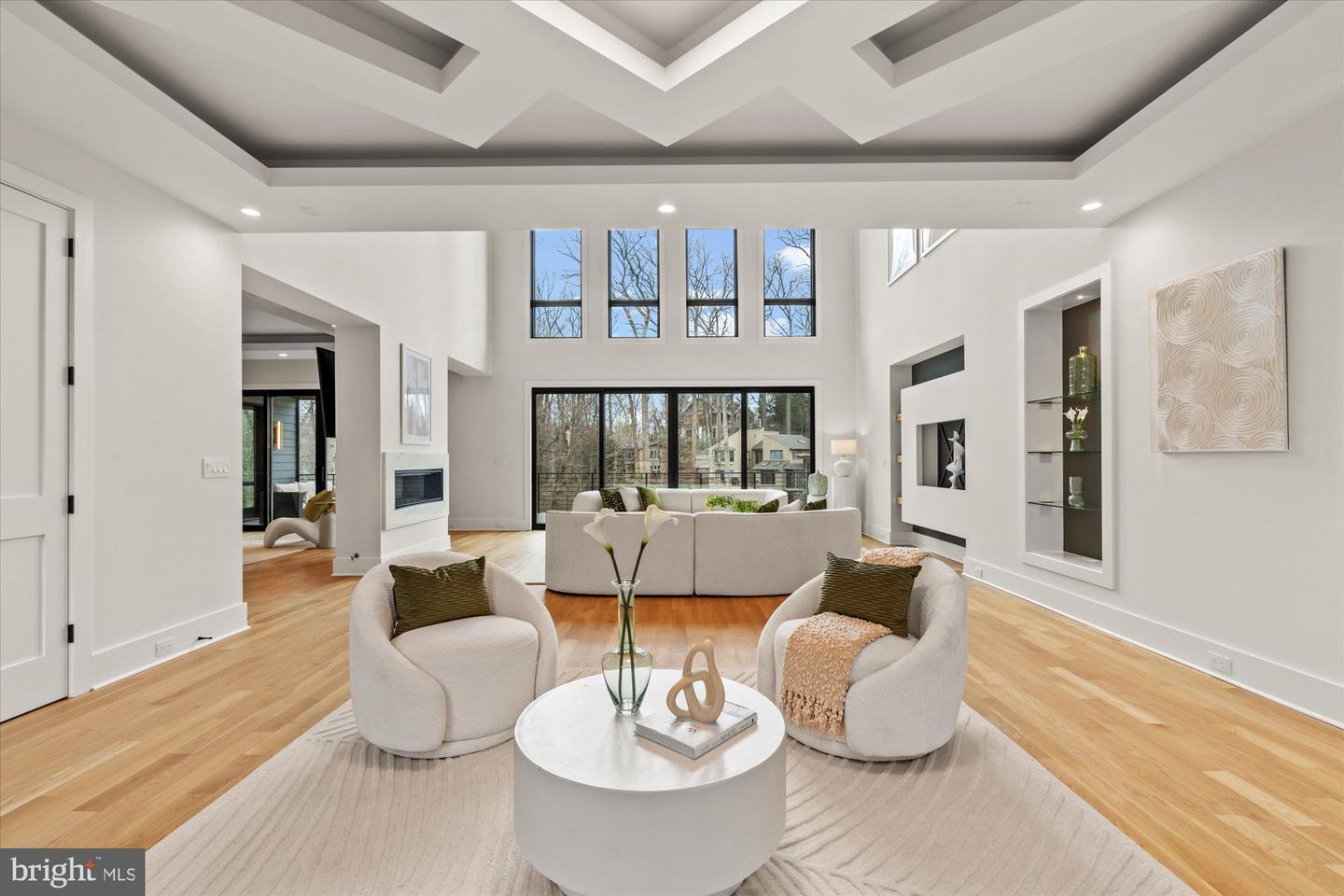 1428 Waggaman Cir