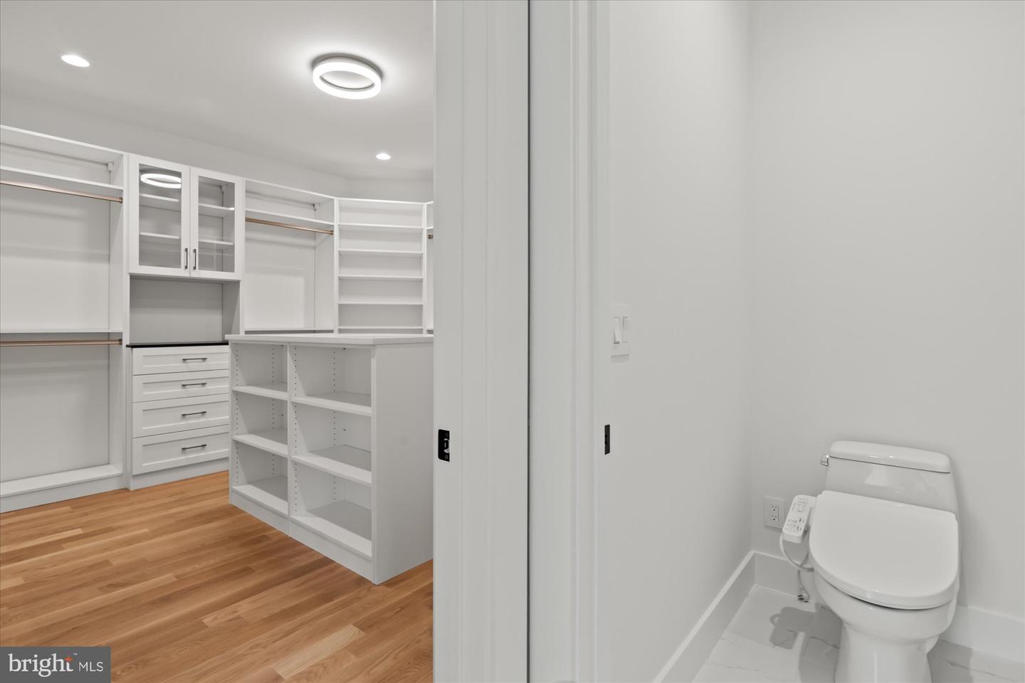 1428 Waggaman Cir