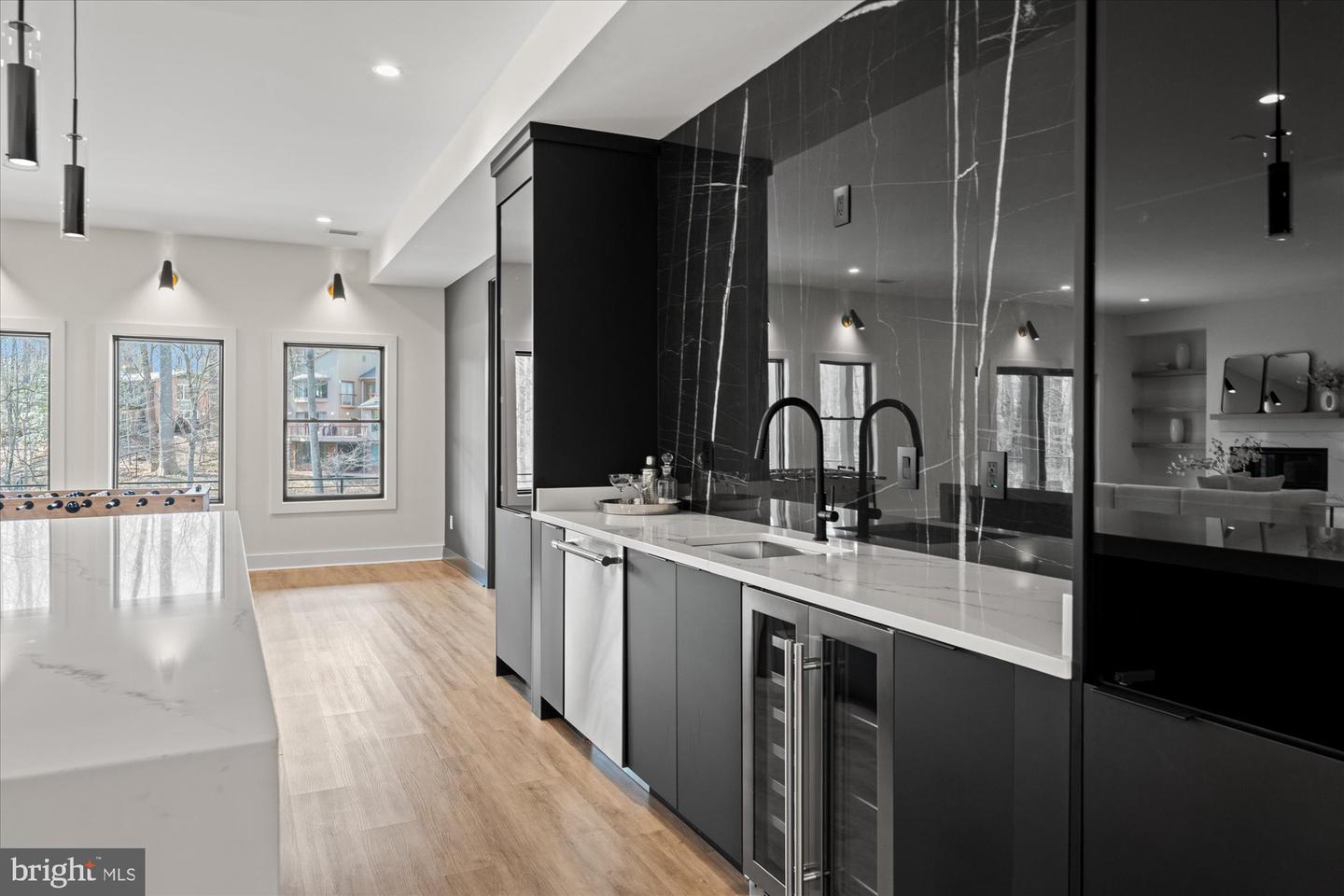 1428 Waggaman Cir