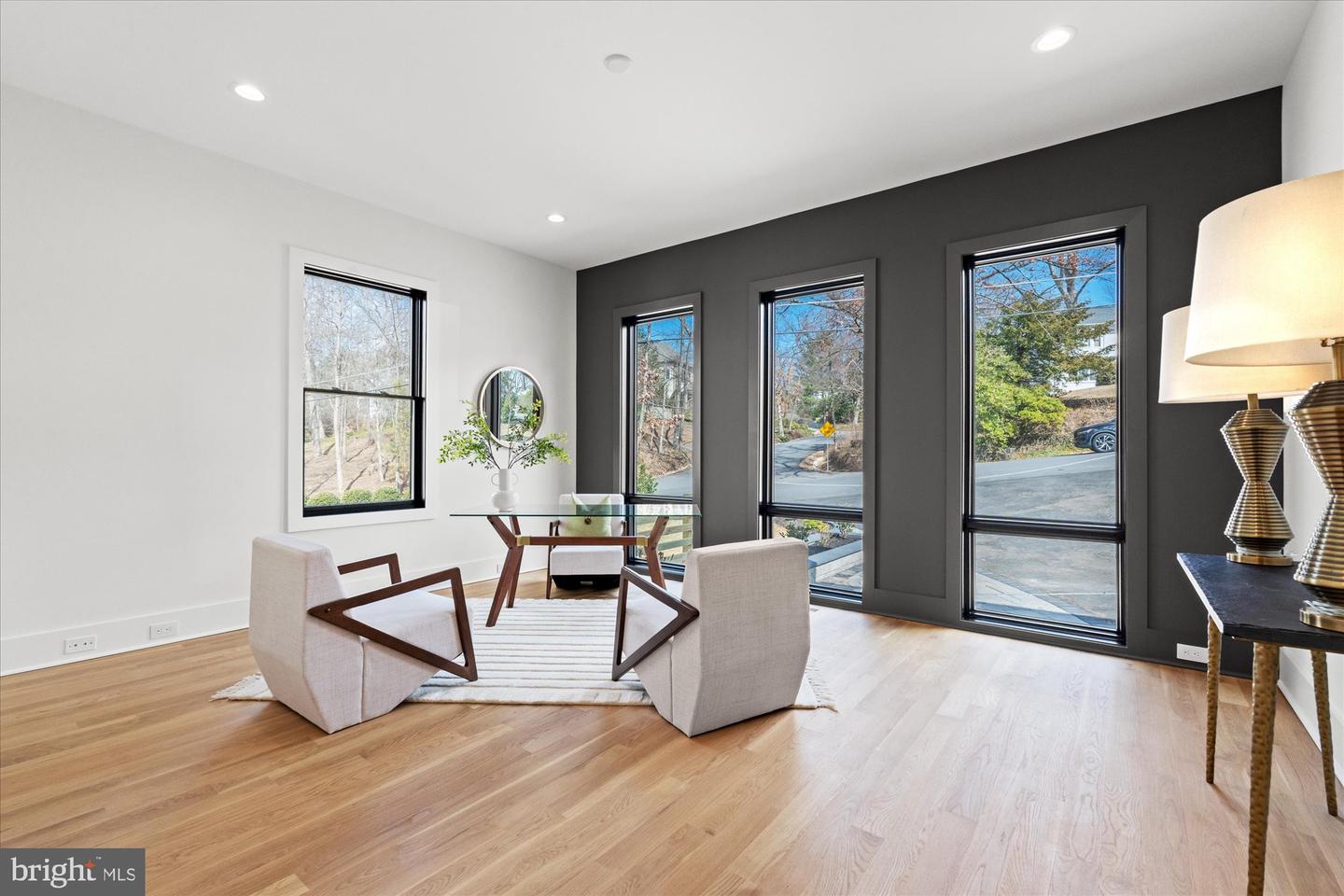 1428 Waggaman Cir