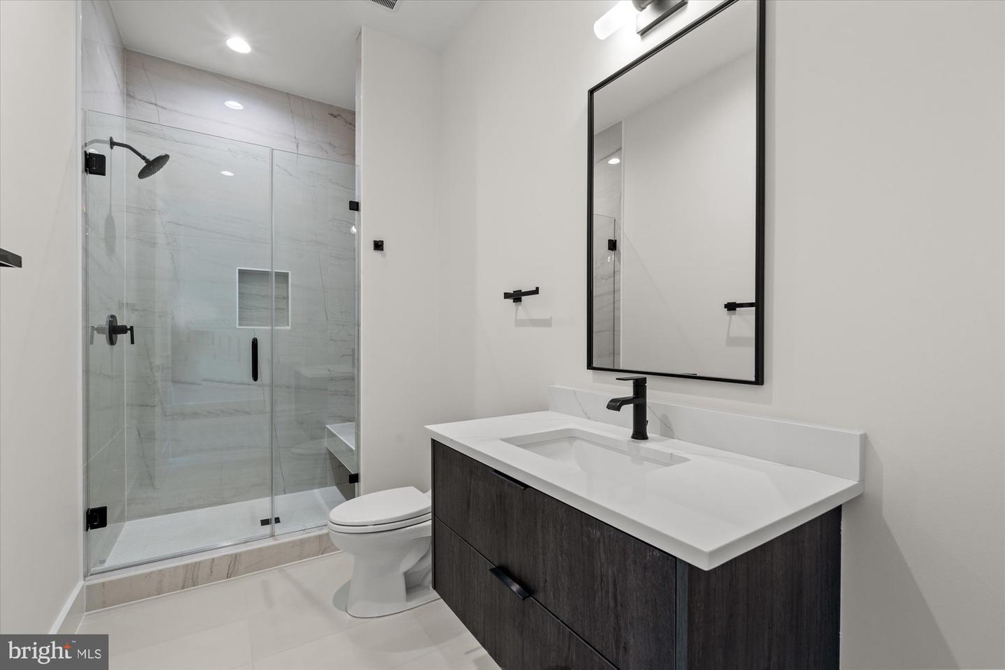 1428 Waggaman Cir