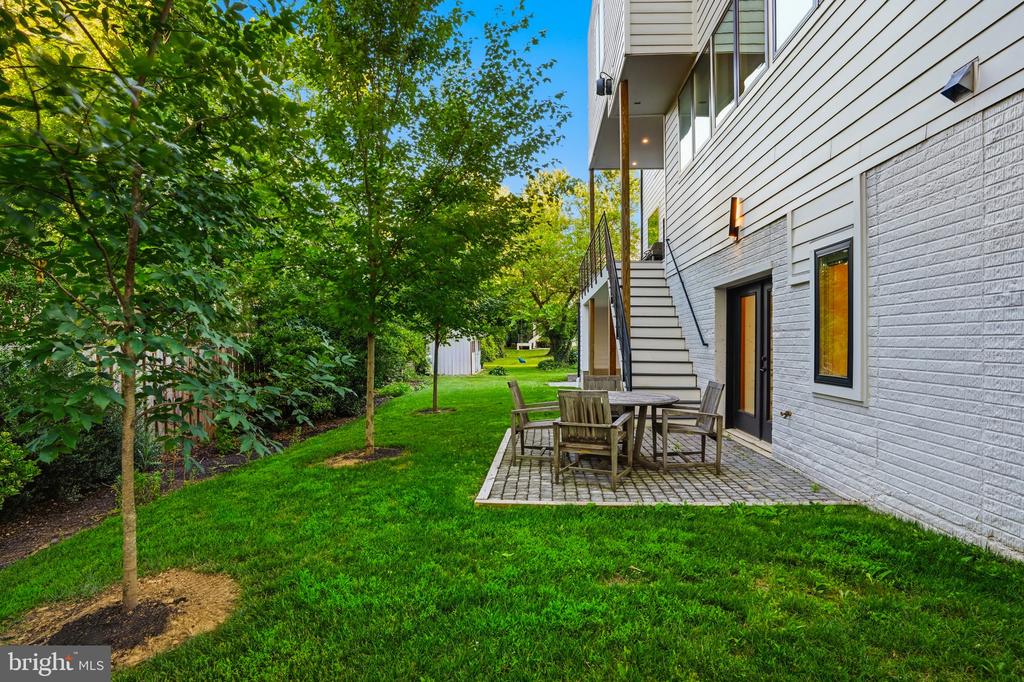 1459 DEWBERRY COURT