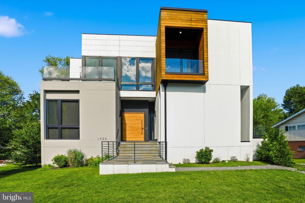 1459 DEWBERRY COURT