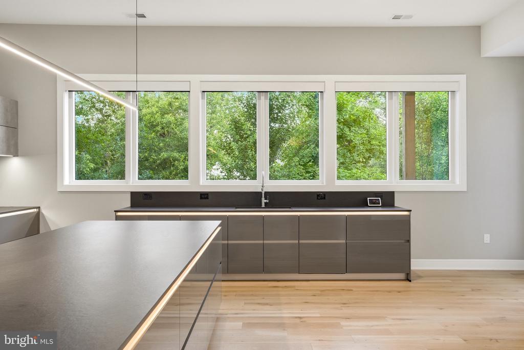 1459 DEWBERRY COURT
