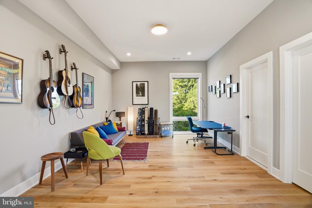 1459 DEWBERRY COURT