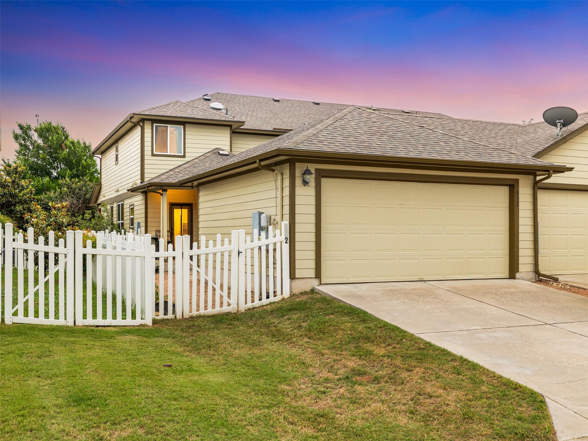 532 Lookout Tree LN