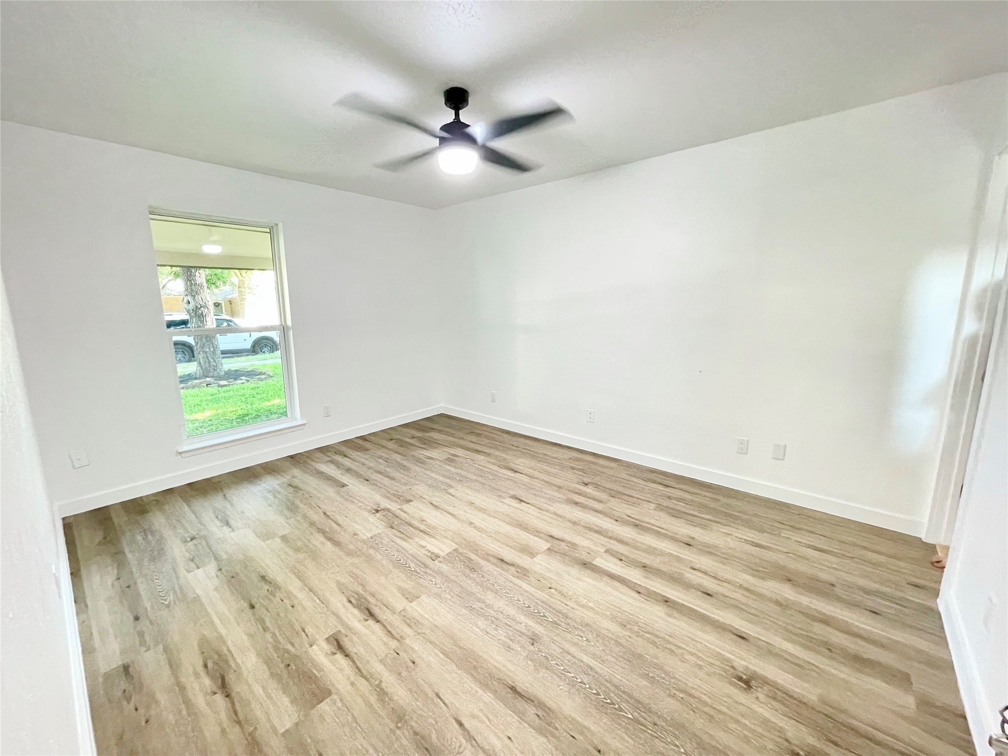 901 Grassy Glen Drive