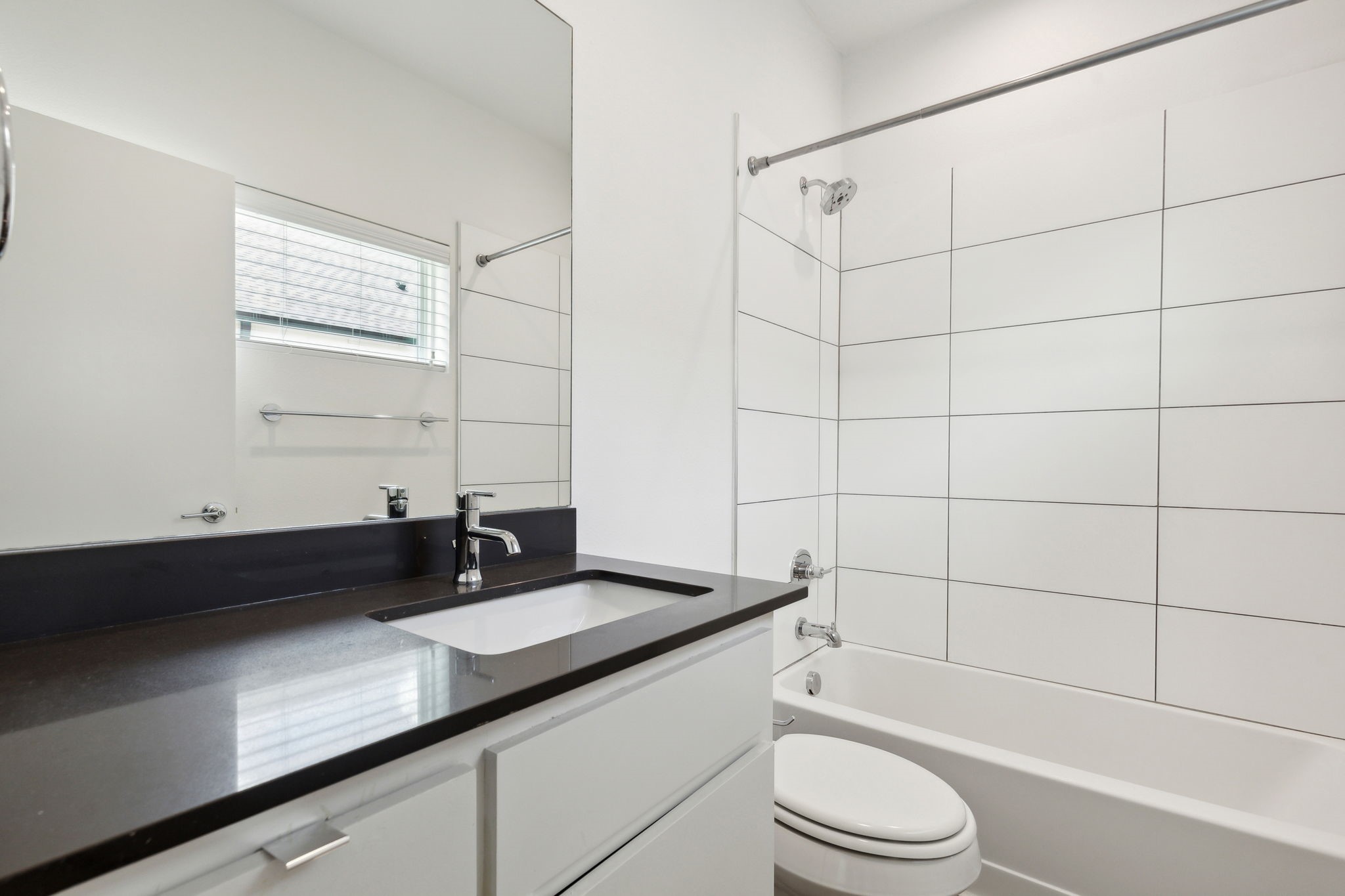 4709 Bryan Street 402