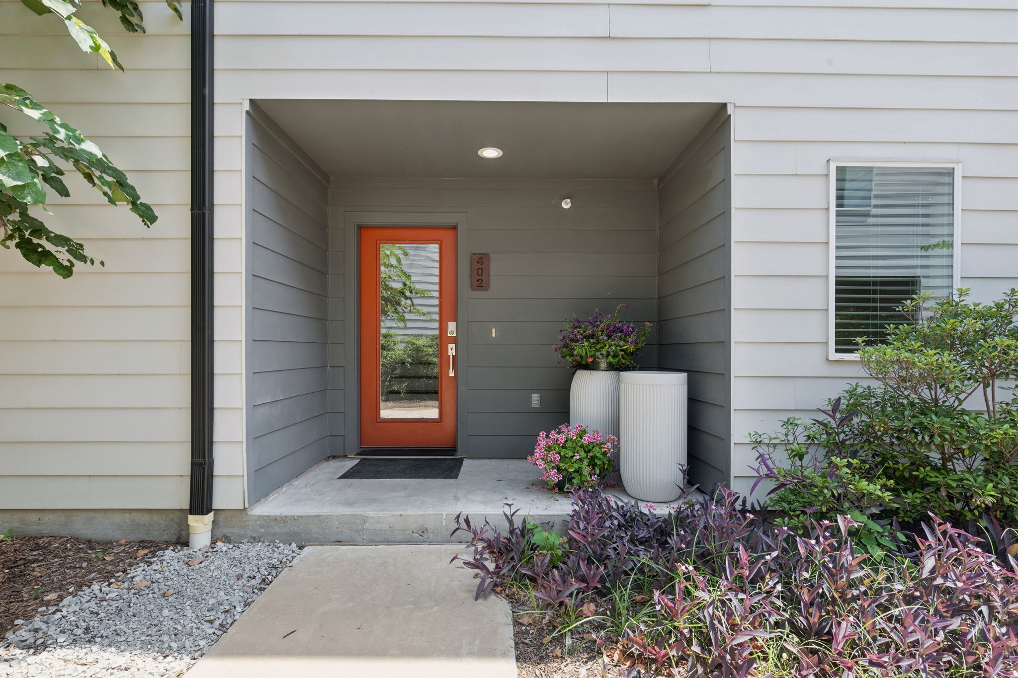 4709 Bryan Street 402