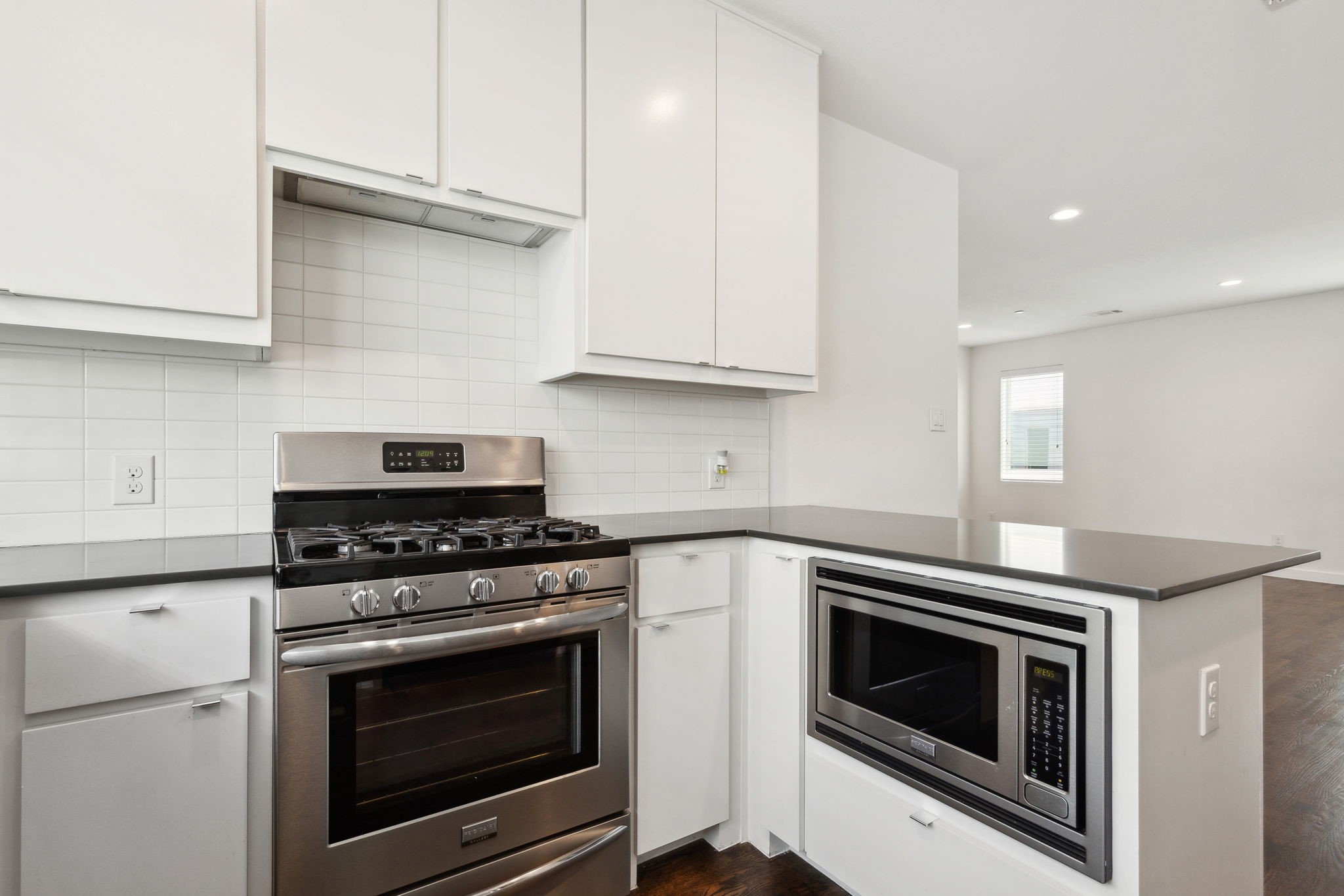 4709 Bryan Street 402