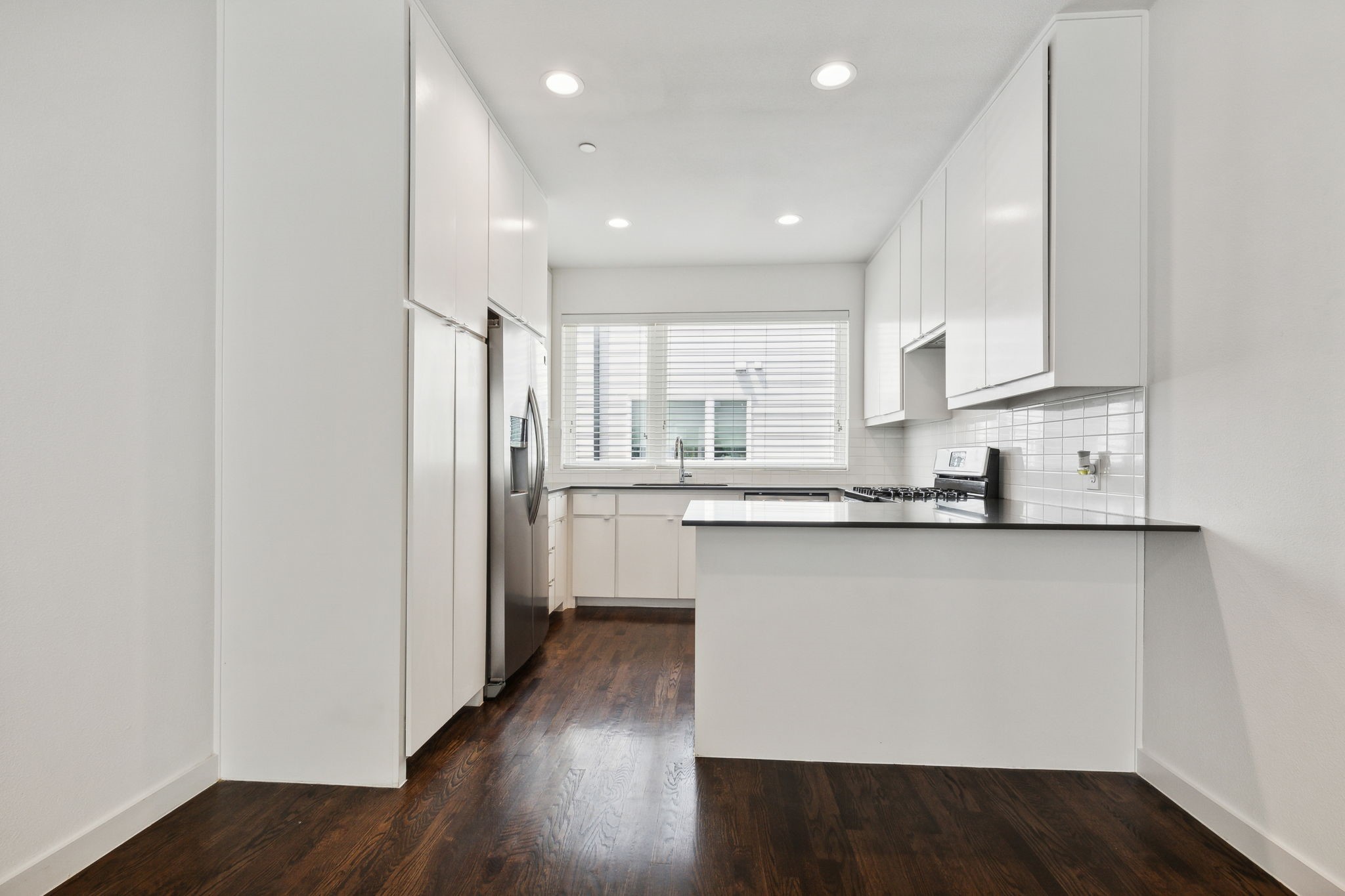 4709 Bryan Street 402