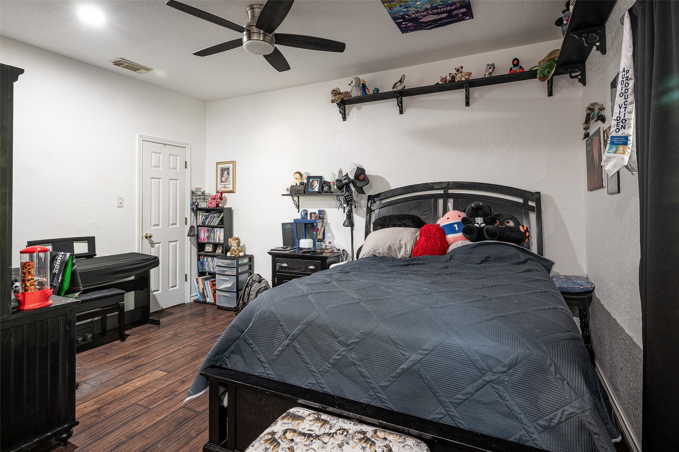 1092 Holly Lane