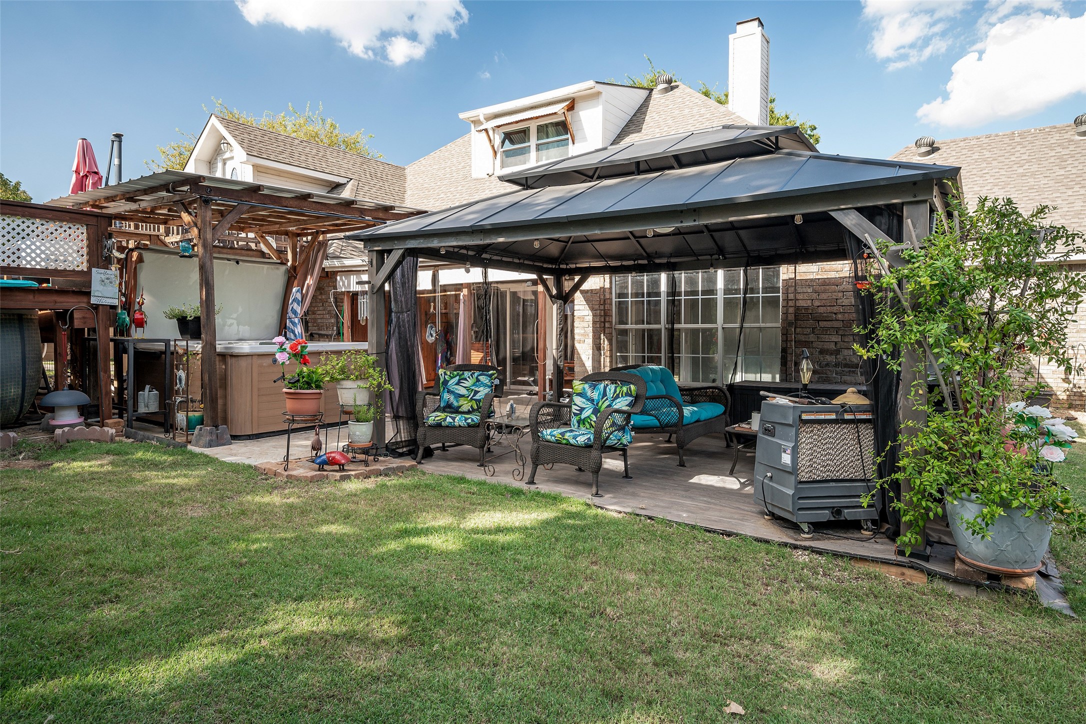 1092 Holly Lane