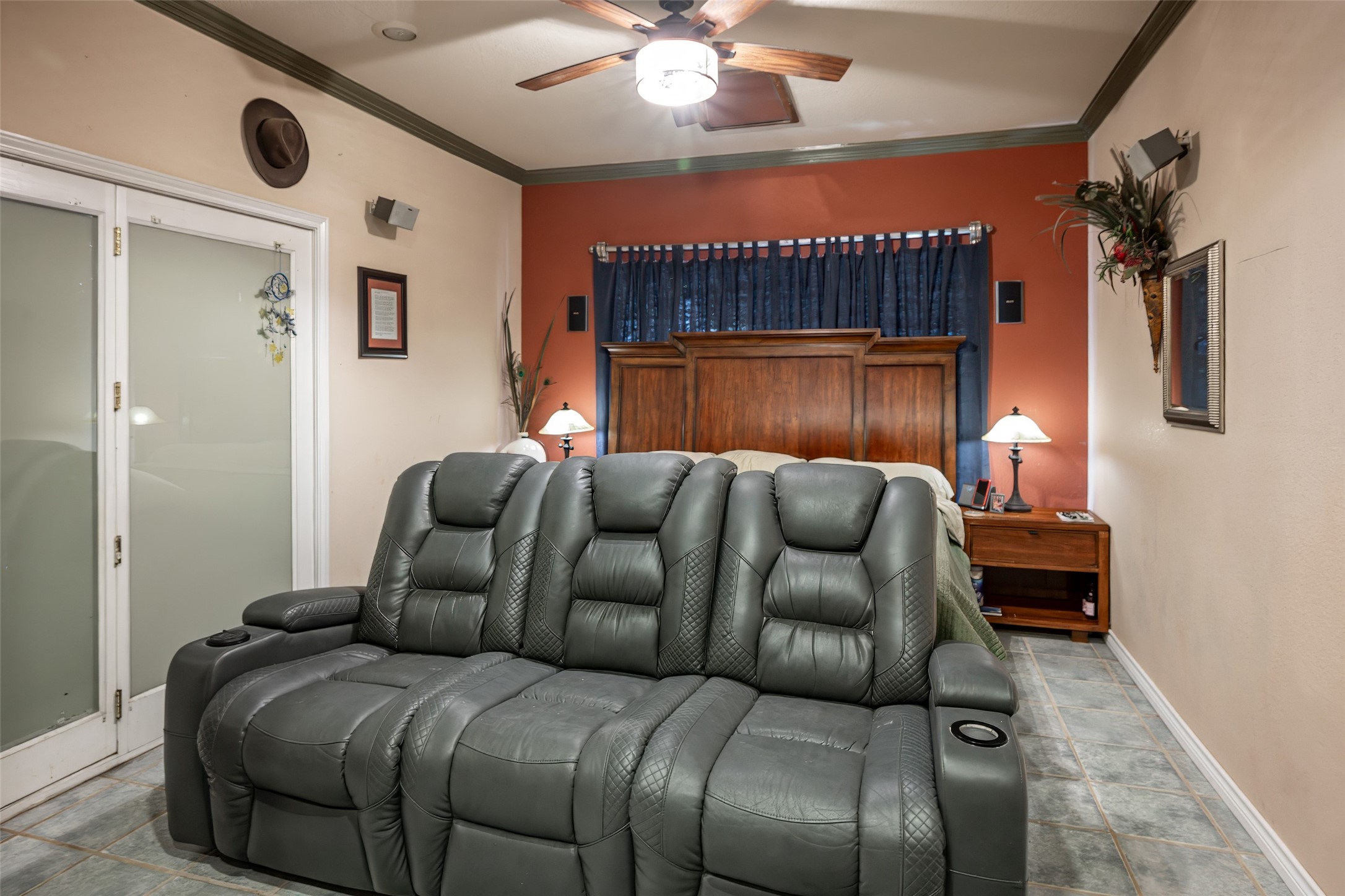 1092 Holly Lane