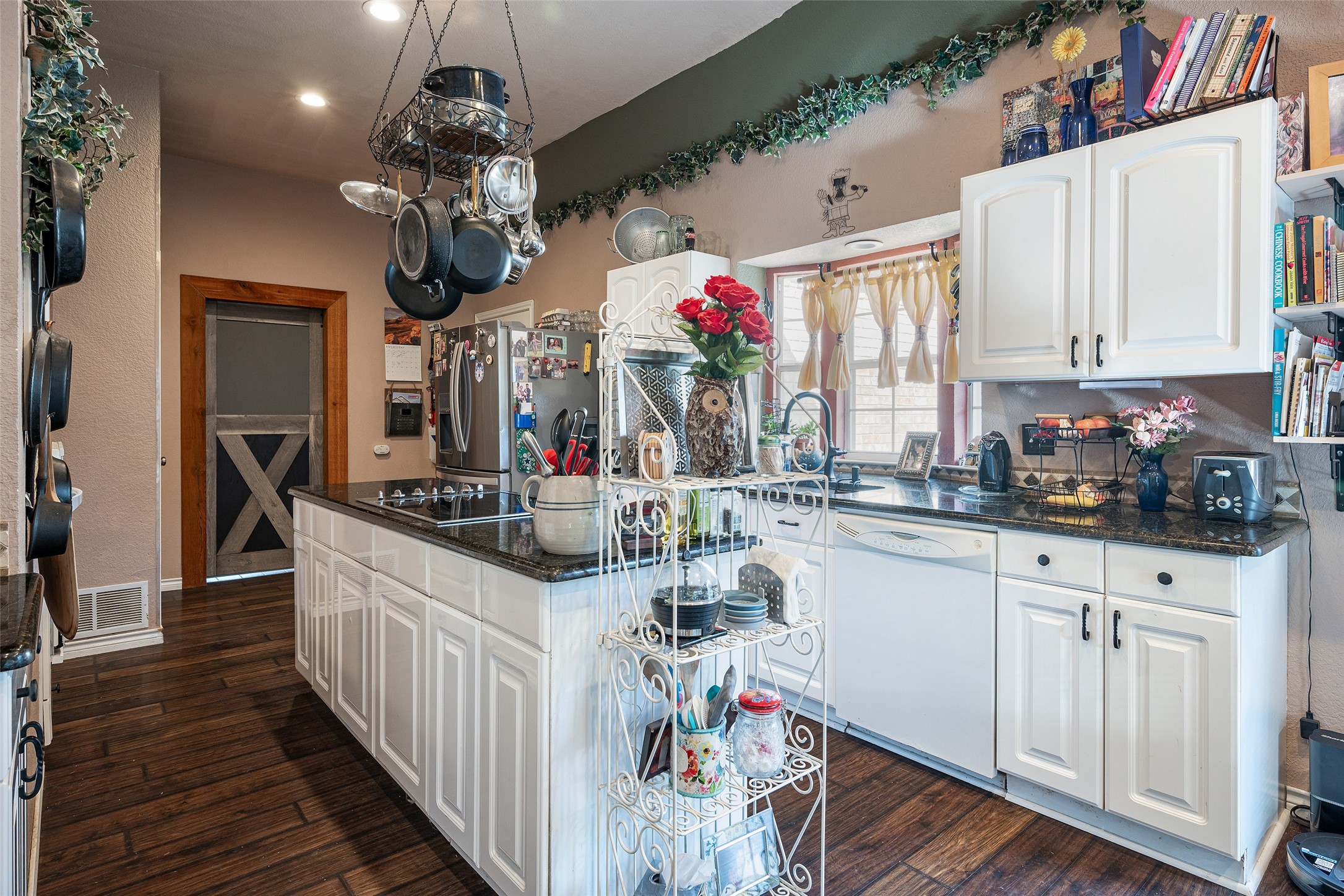 1092 Holly Lane