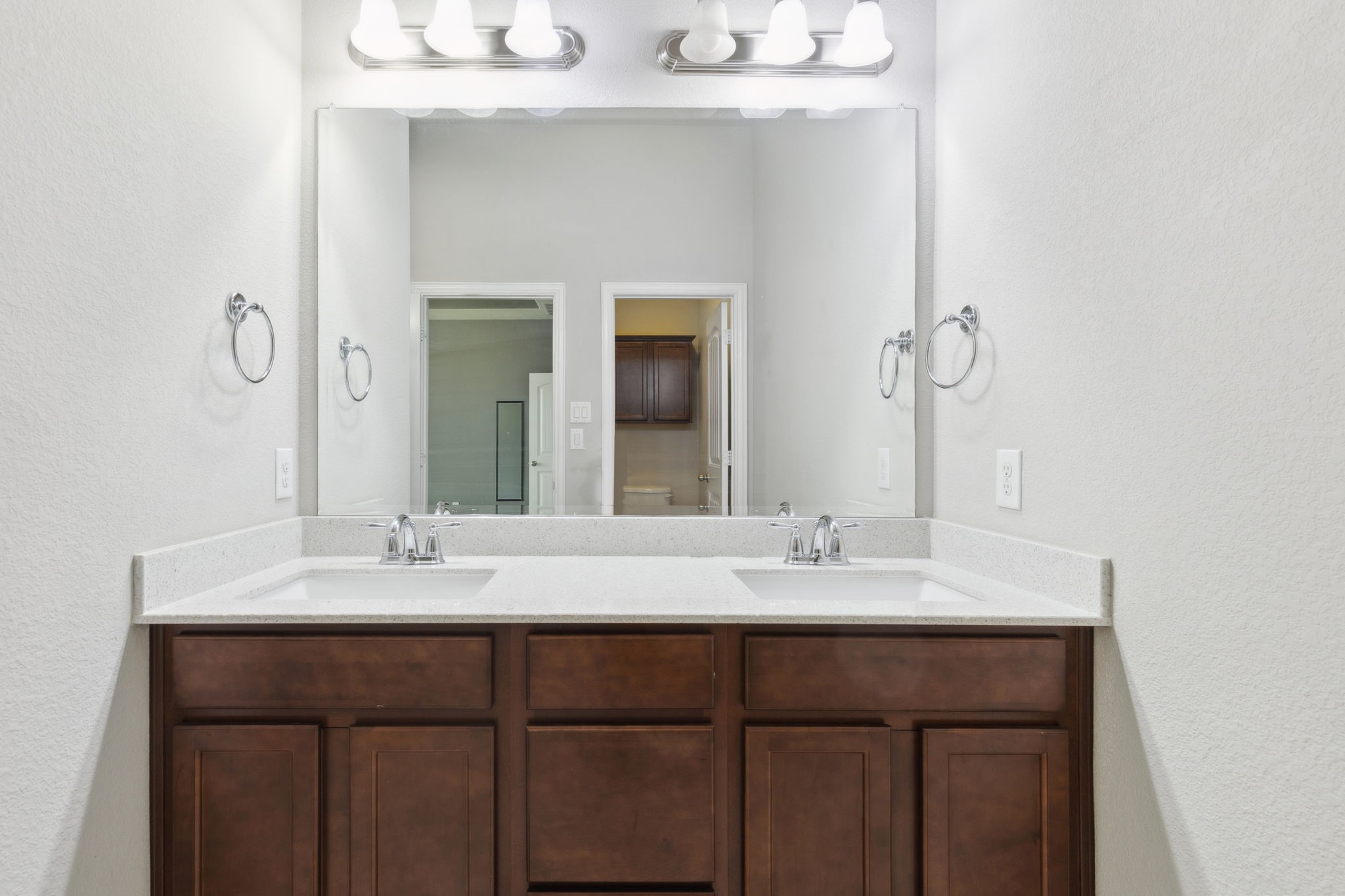 7709 Lake Worth Cove