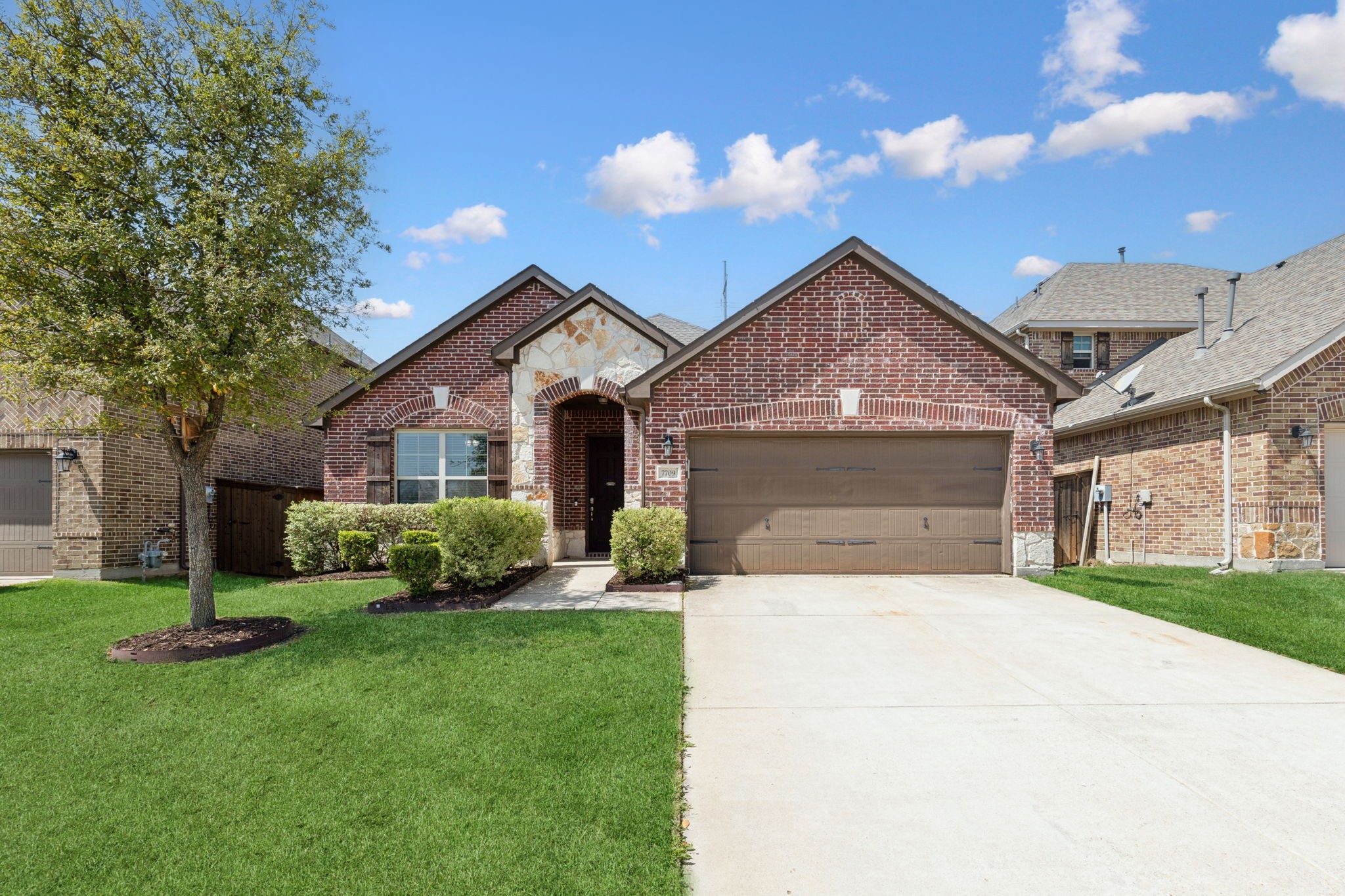 7709 Lake Worth Cove