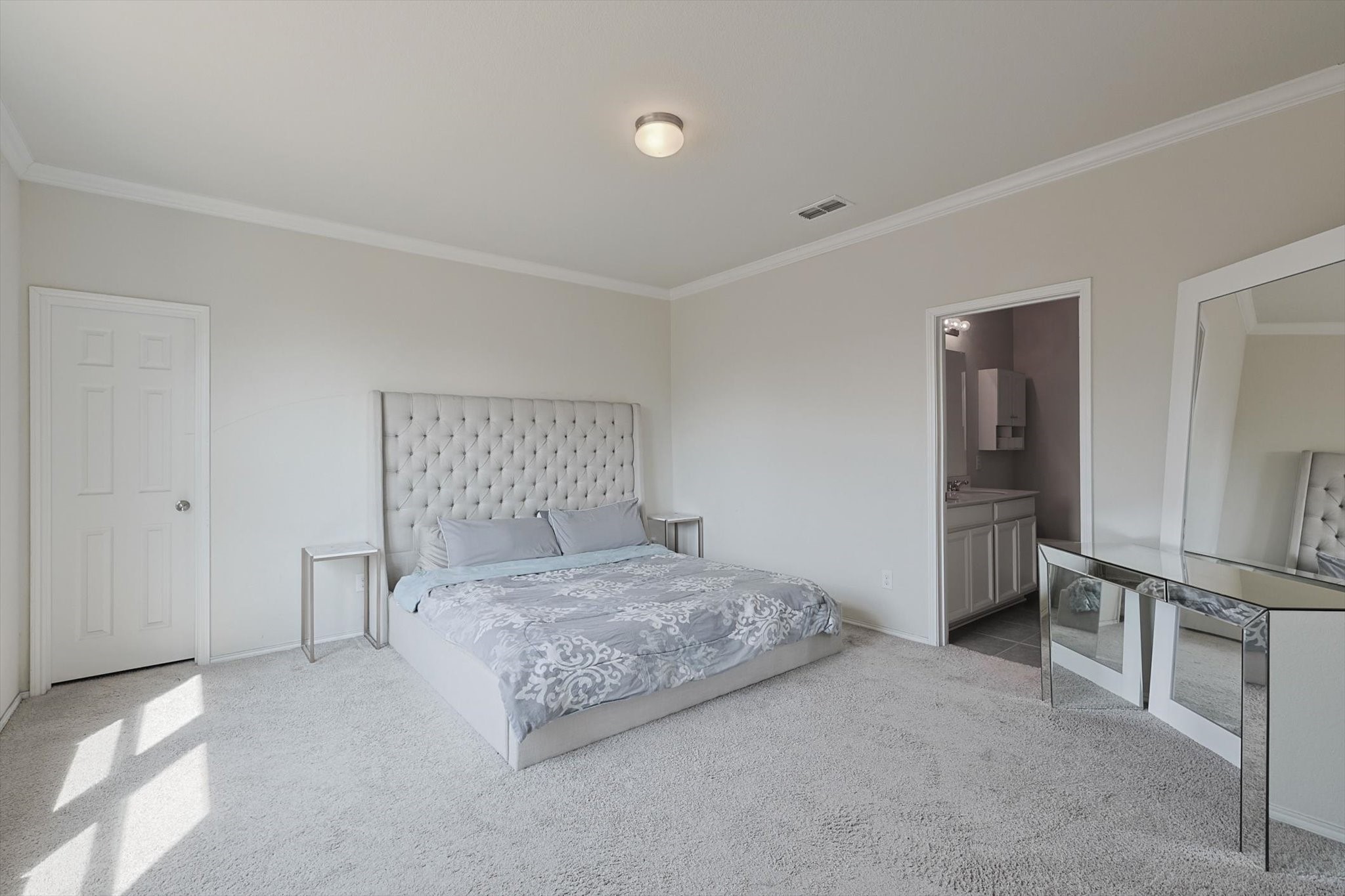 2404 Barzona Drive