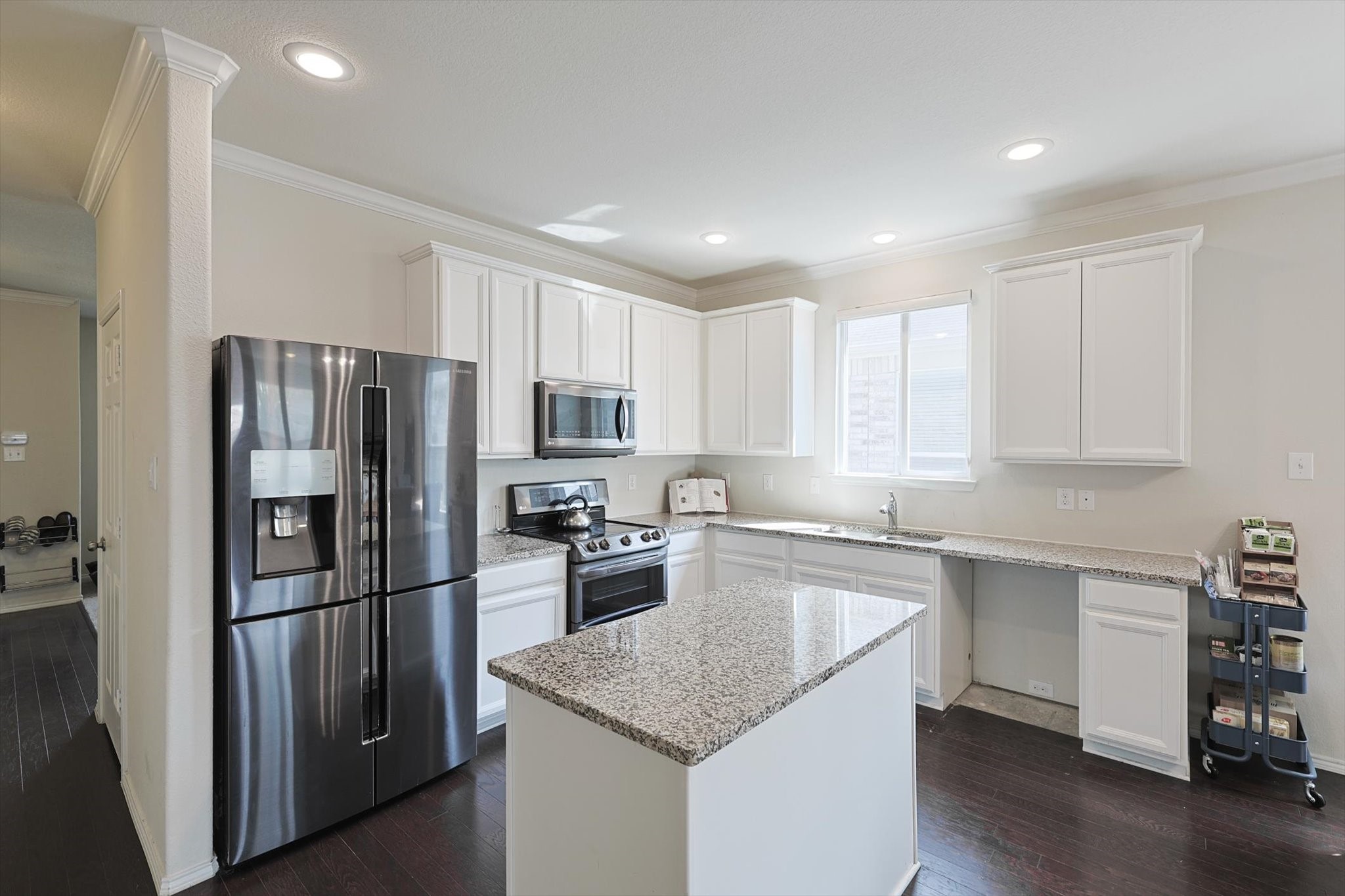 2404 Barzona Drive