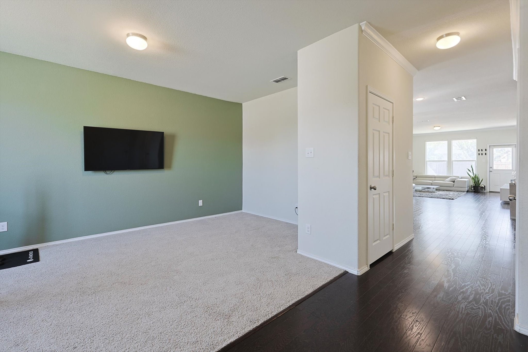 2404 Barzona Drive