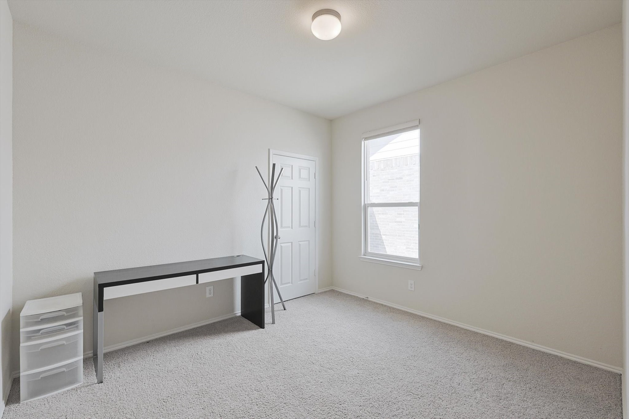 2404 Barzona Drive