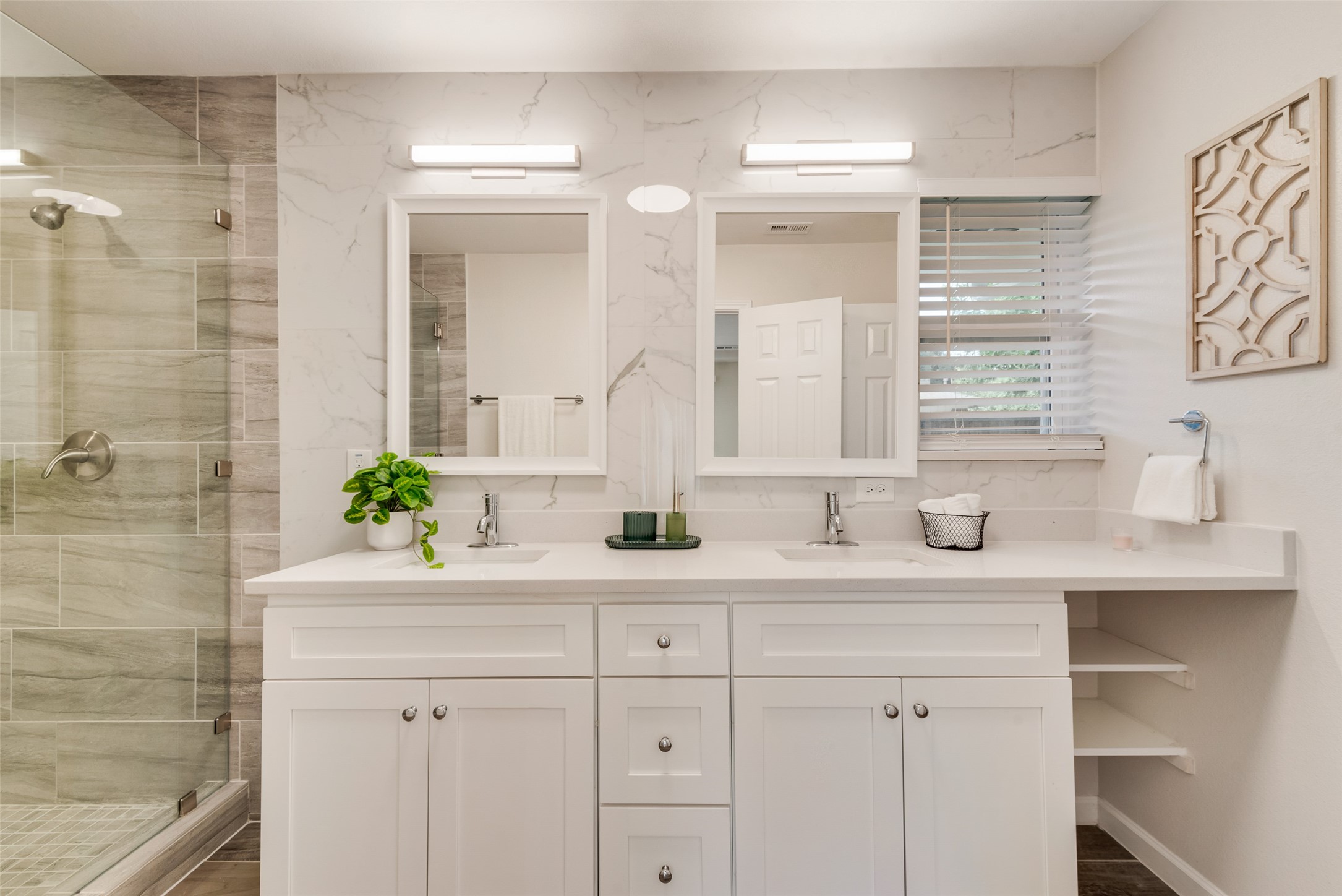 7429 Tangleglen Drive