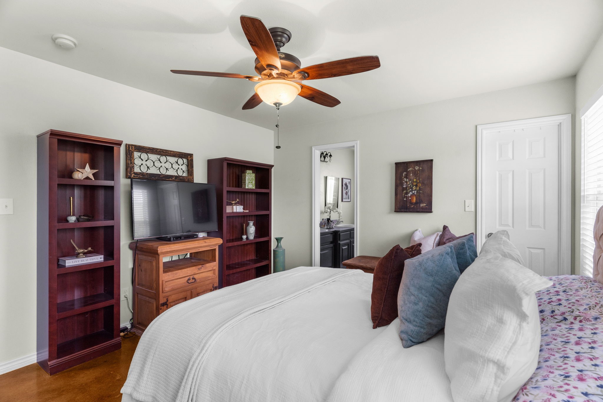 9650 Twin Creeks Circle