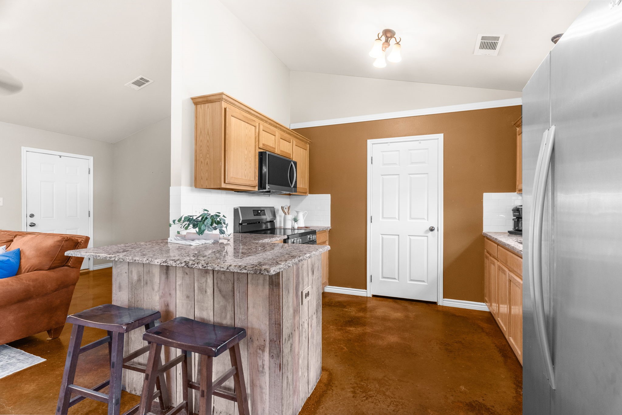 9650 Twin Creeks Circle