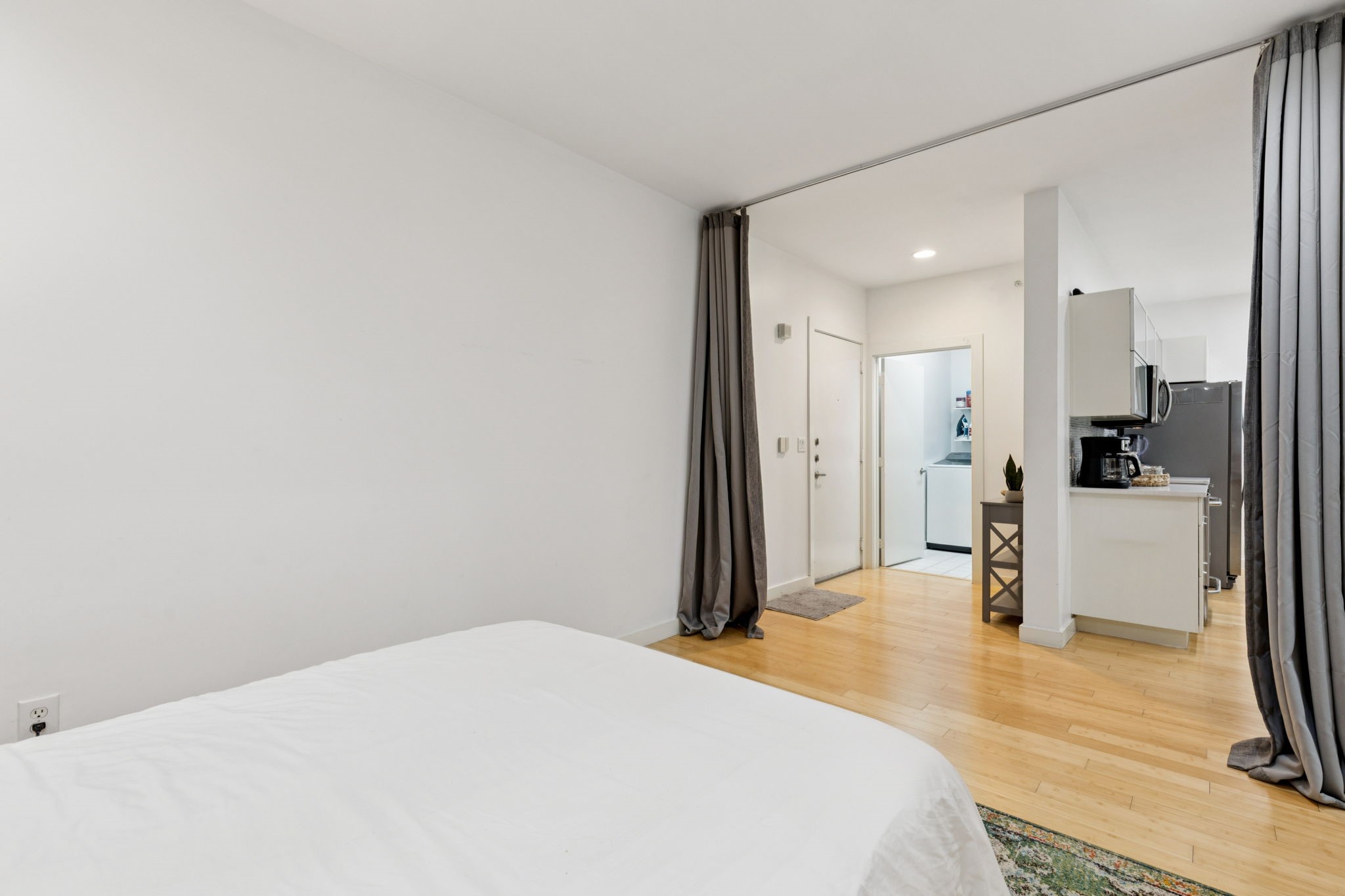 1111 S Akard Street 307