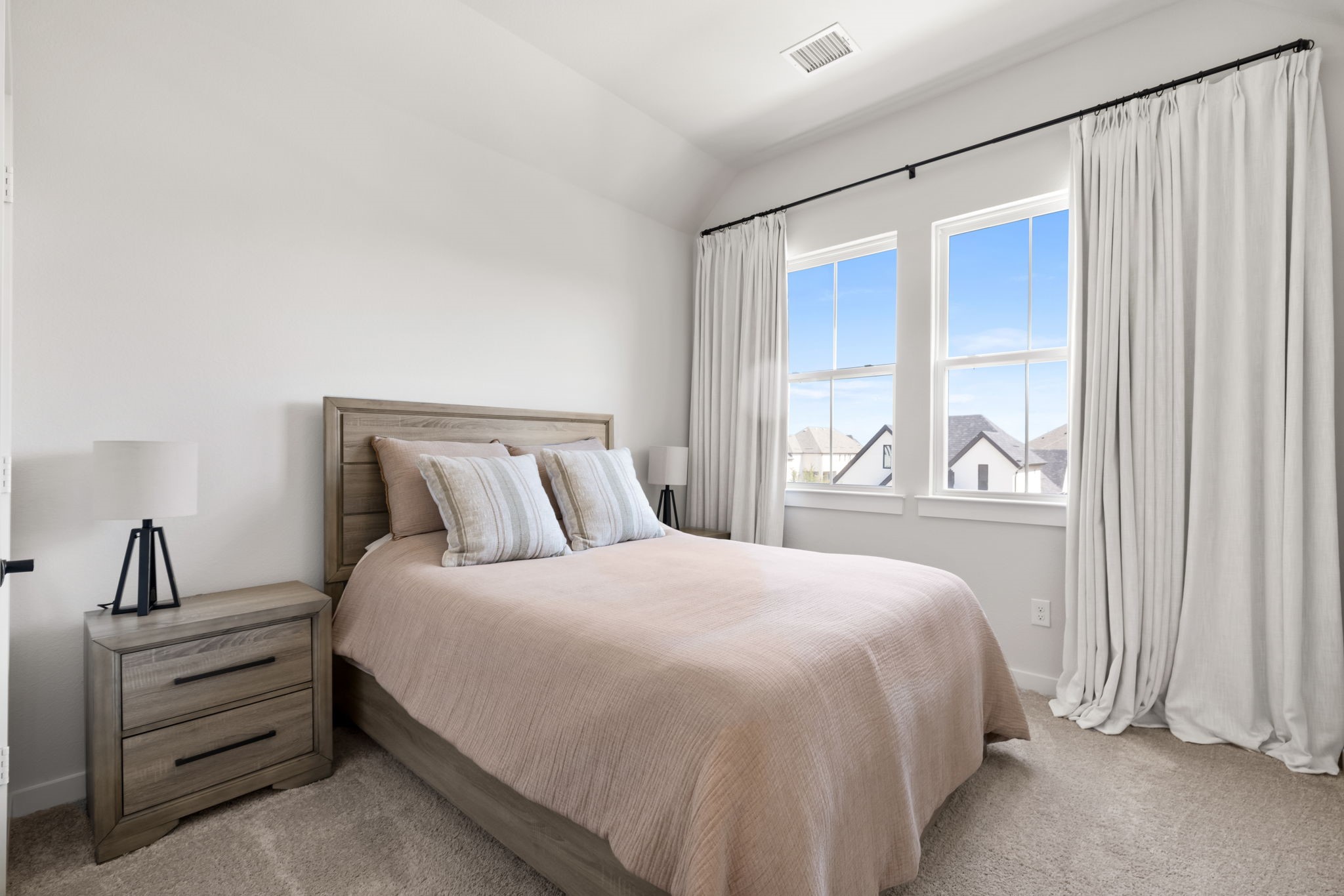 15584 Crape Myrtle Road