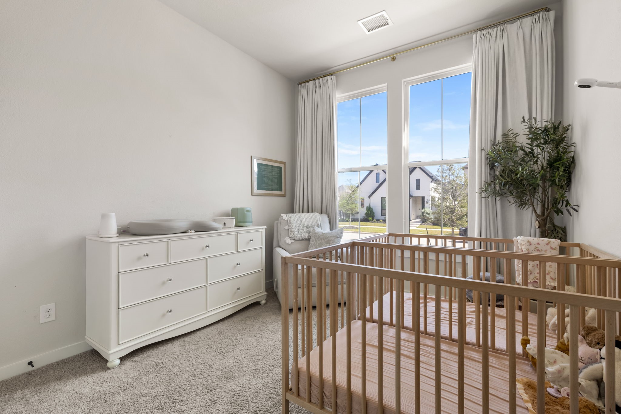 15584 Crape Myrtle Road