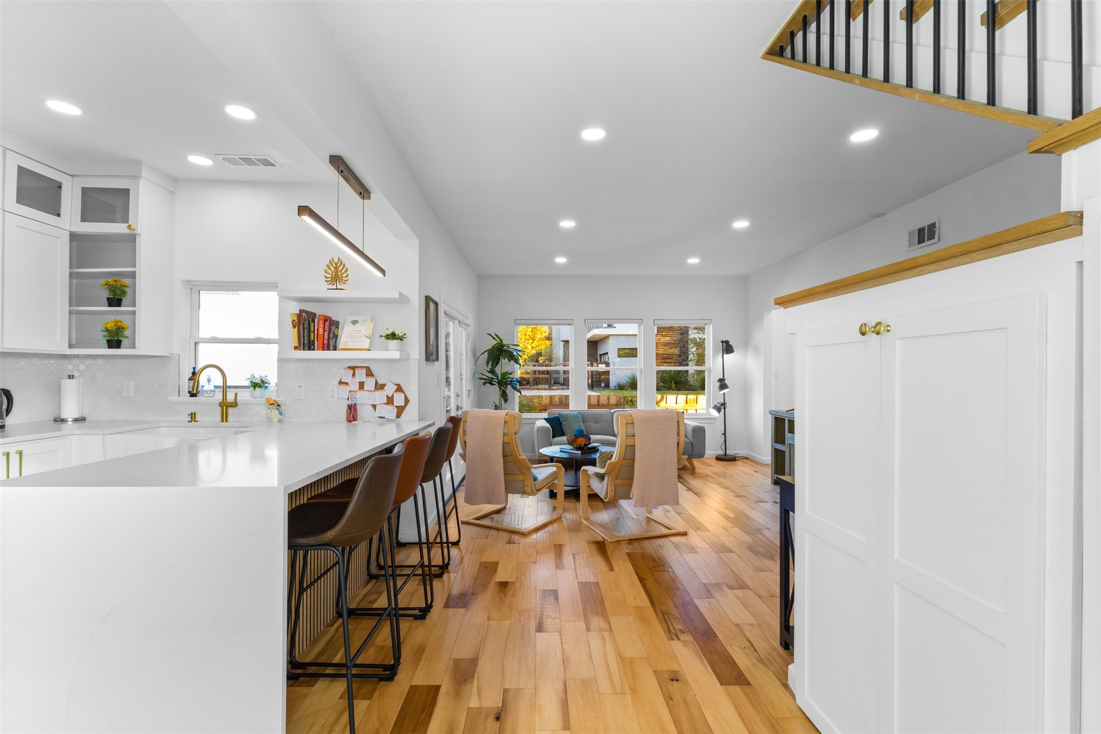 5220 Bonita Avenue