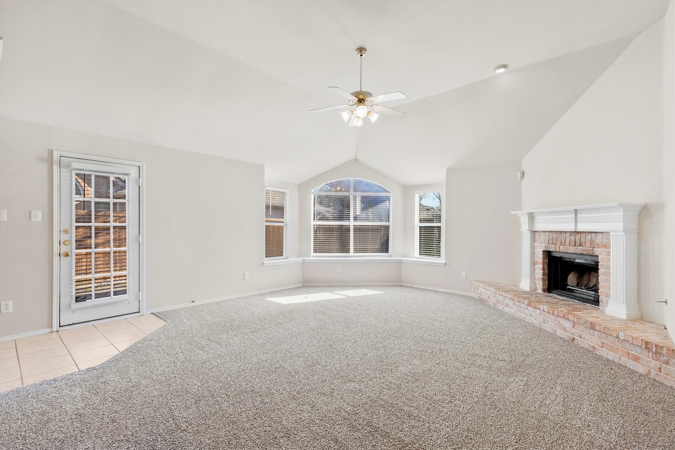 10813 Dry Creek Lane