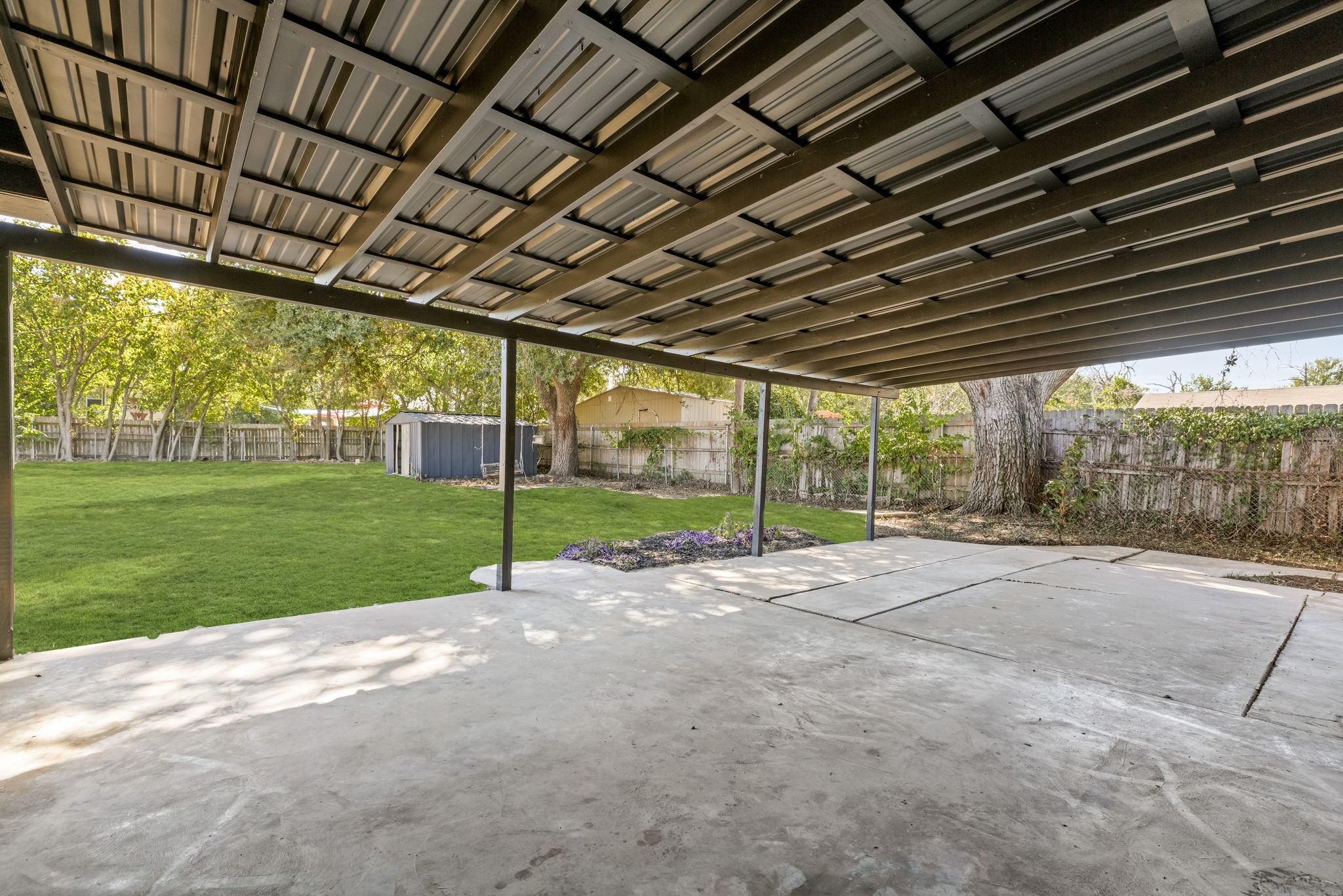 7292 Hardisty Street