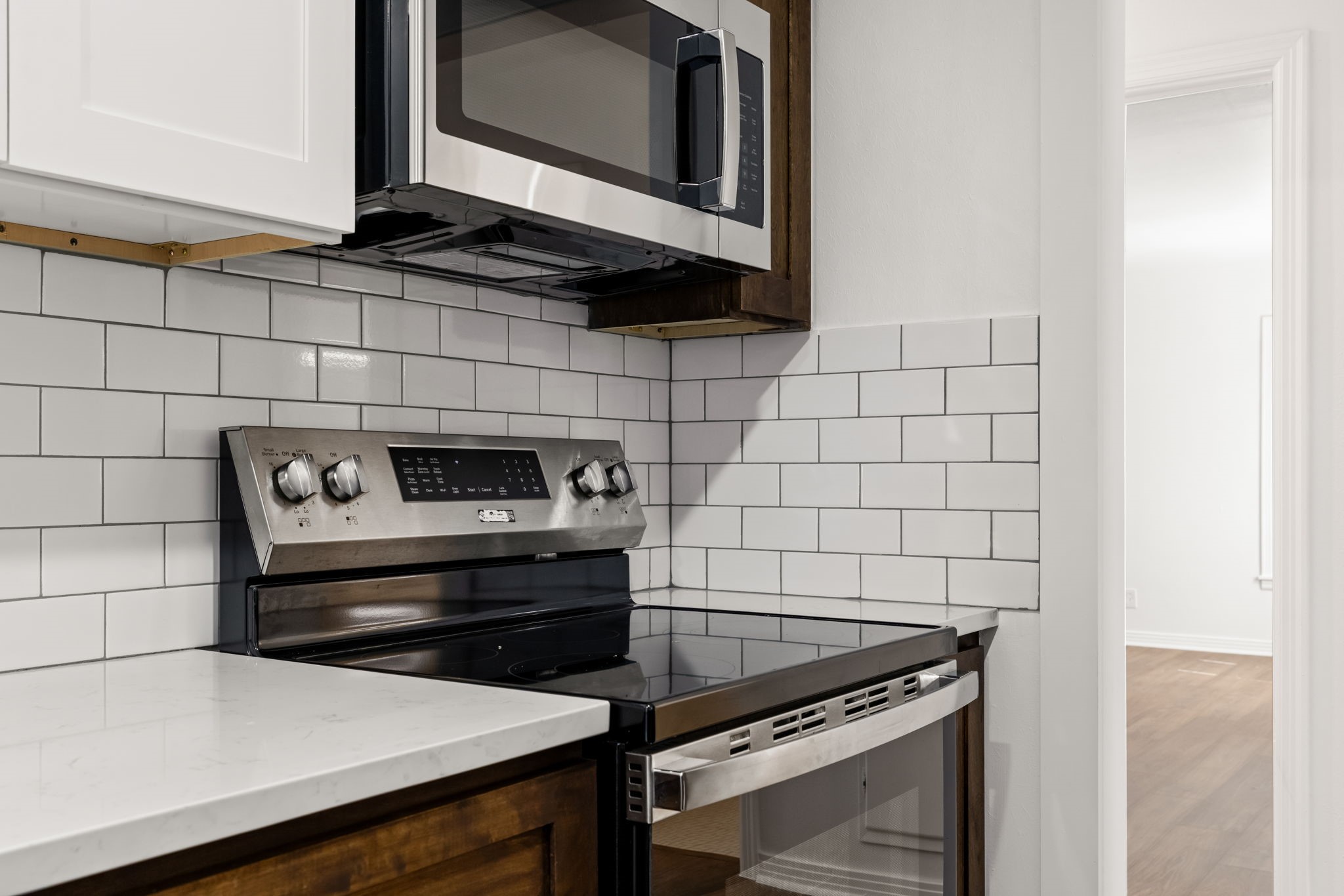 7292 Hardisty Street