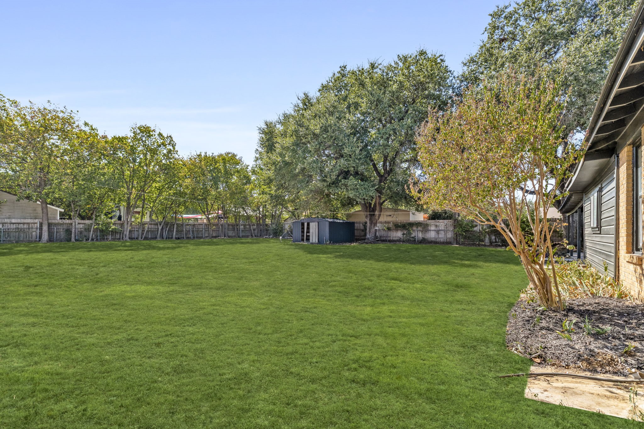 7292 Hardisty Street