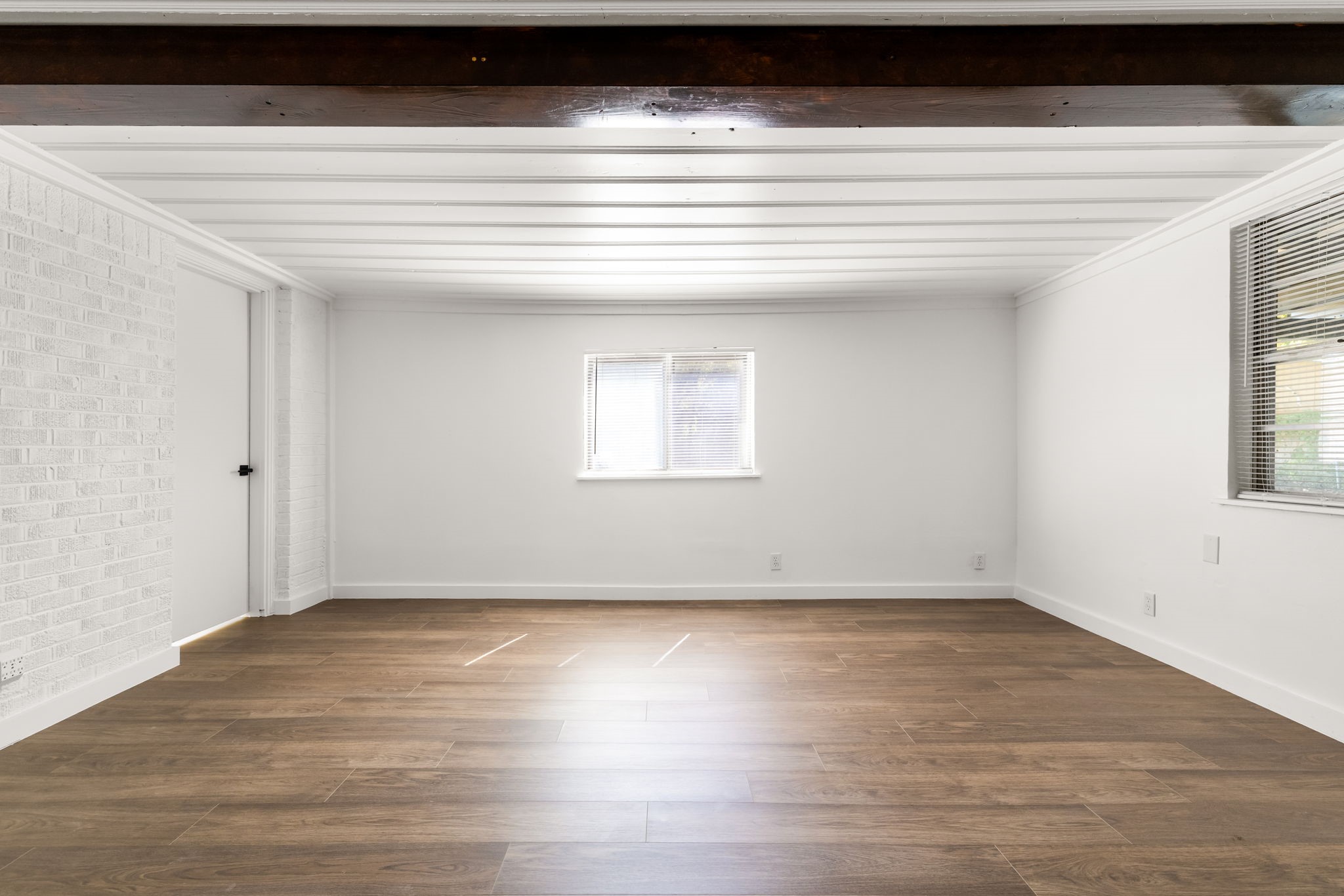 7292 Hardisty Street