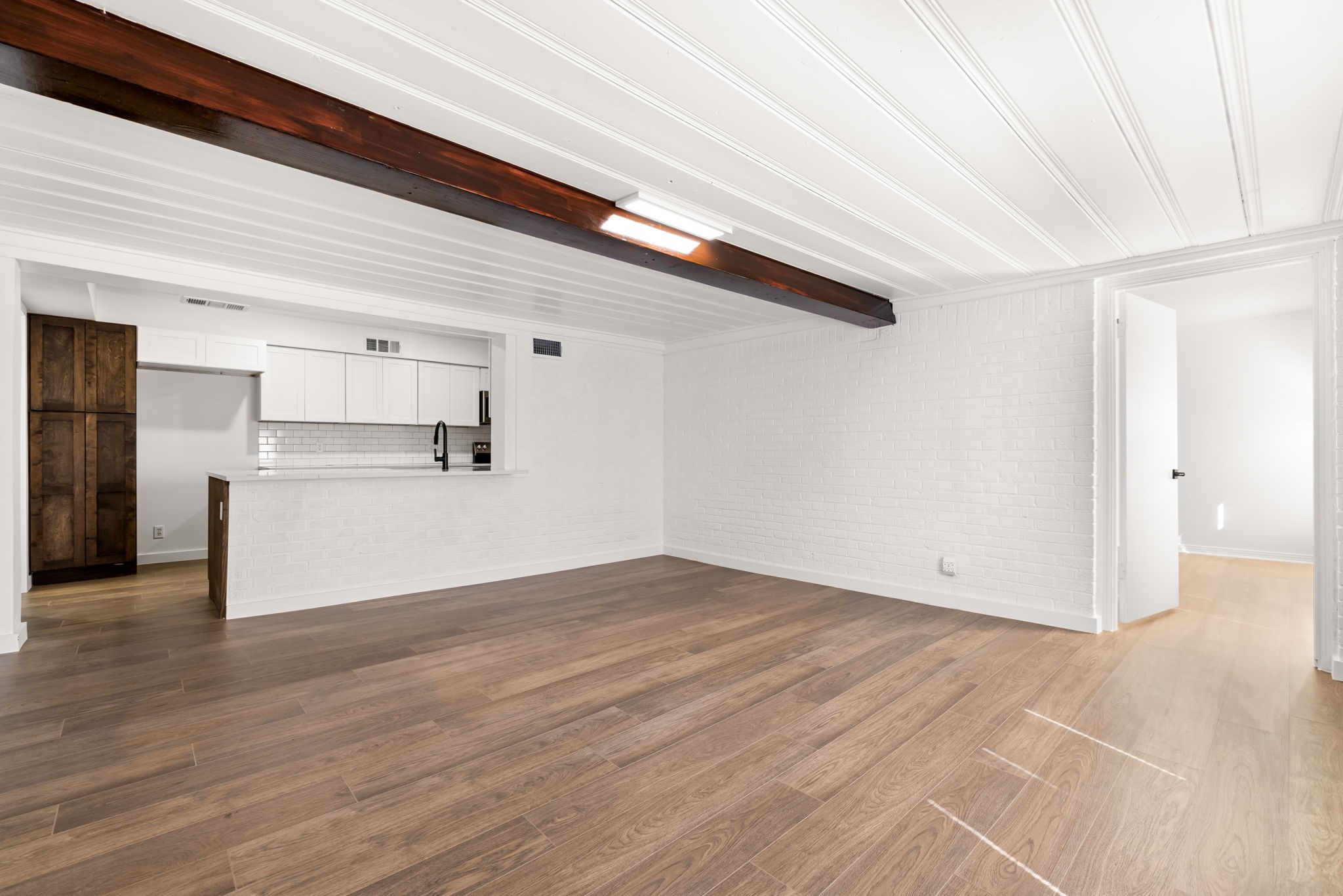 7292 Hardisty Street