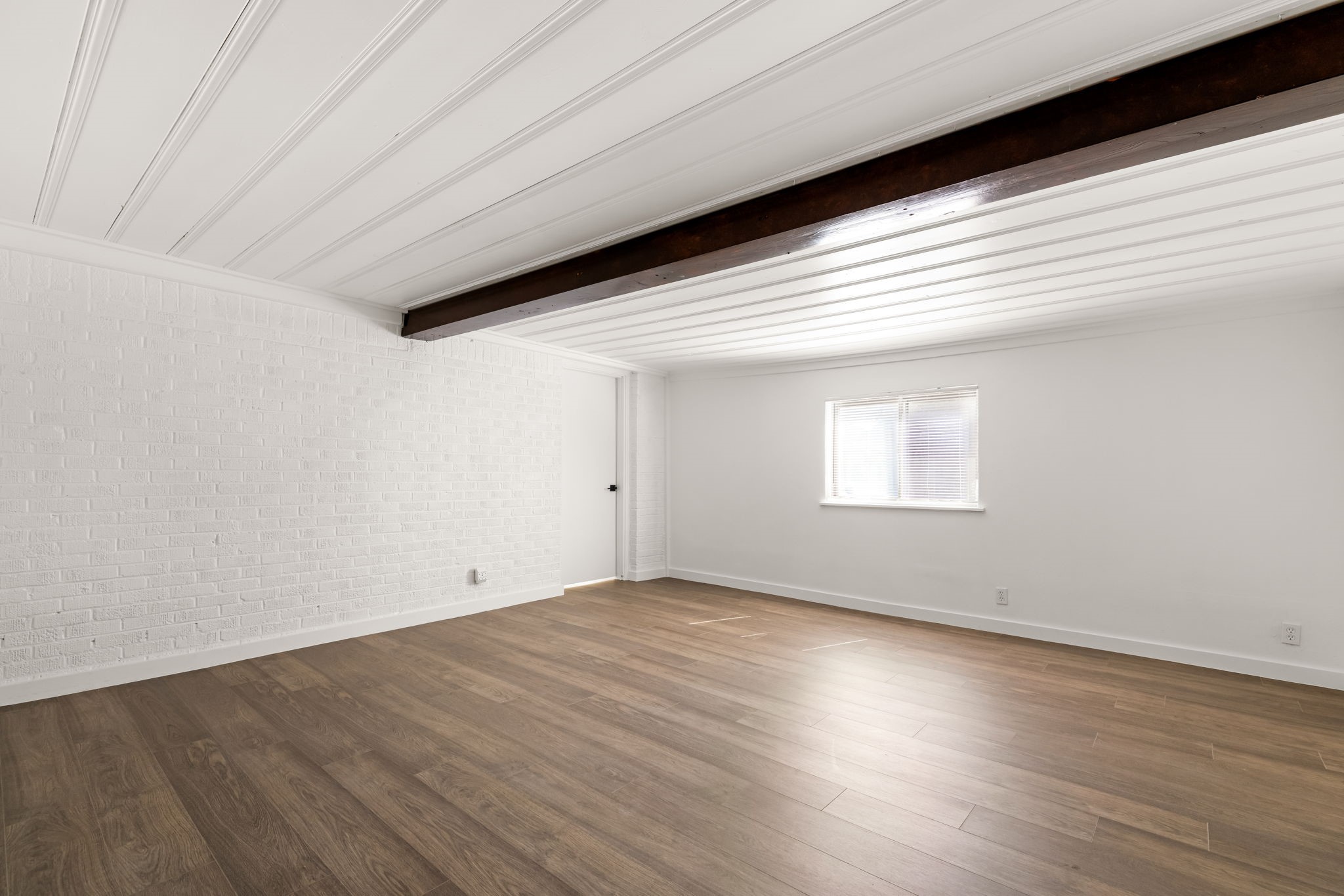 7292 Hardisty Street