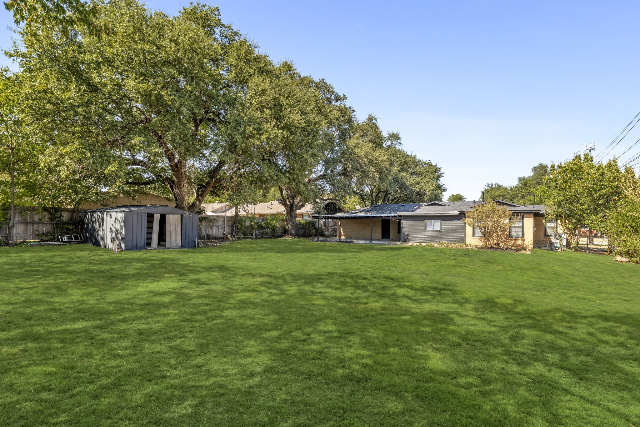 7292 Hardisty Street