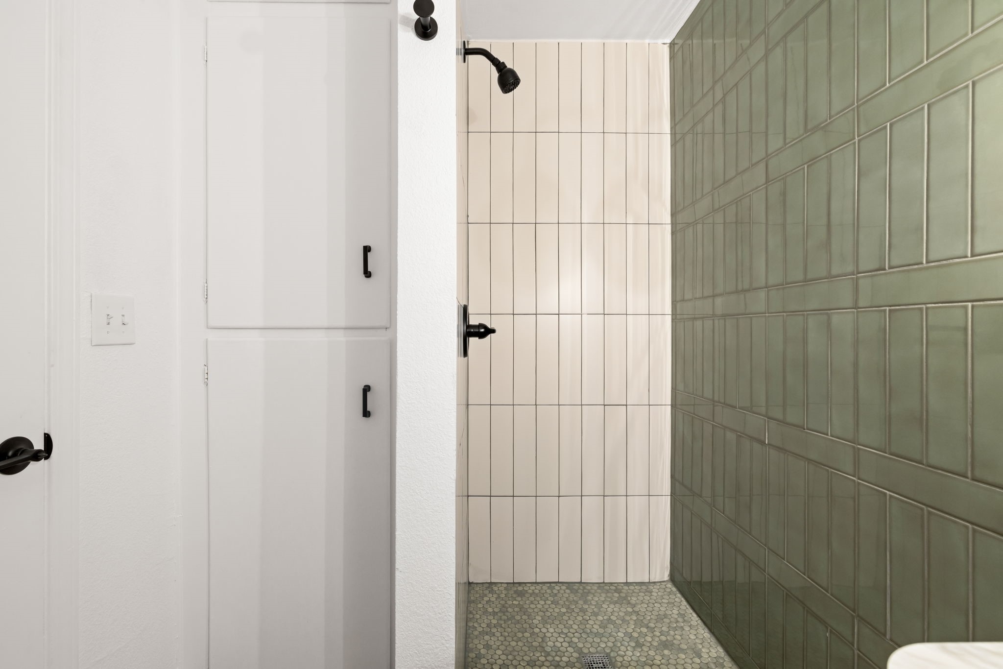 7292 Hardisty Street